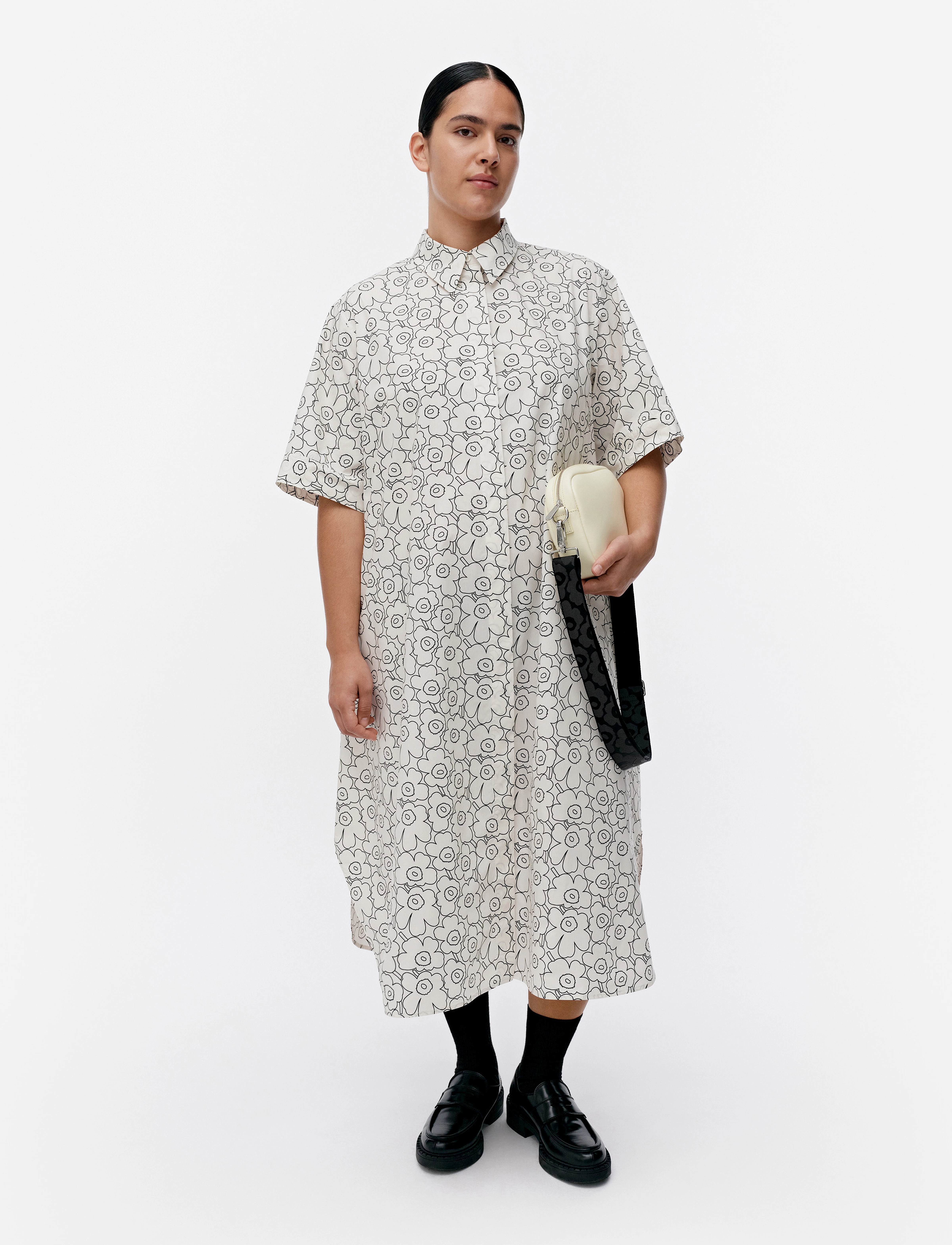 Marimekko - POPLIINI PIIRTO UNIKKO - paitamekot - black, white - 0