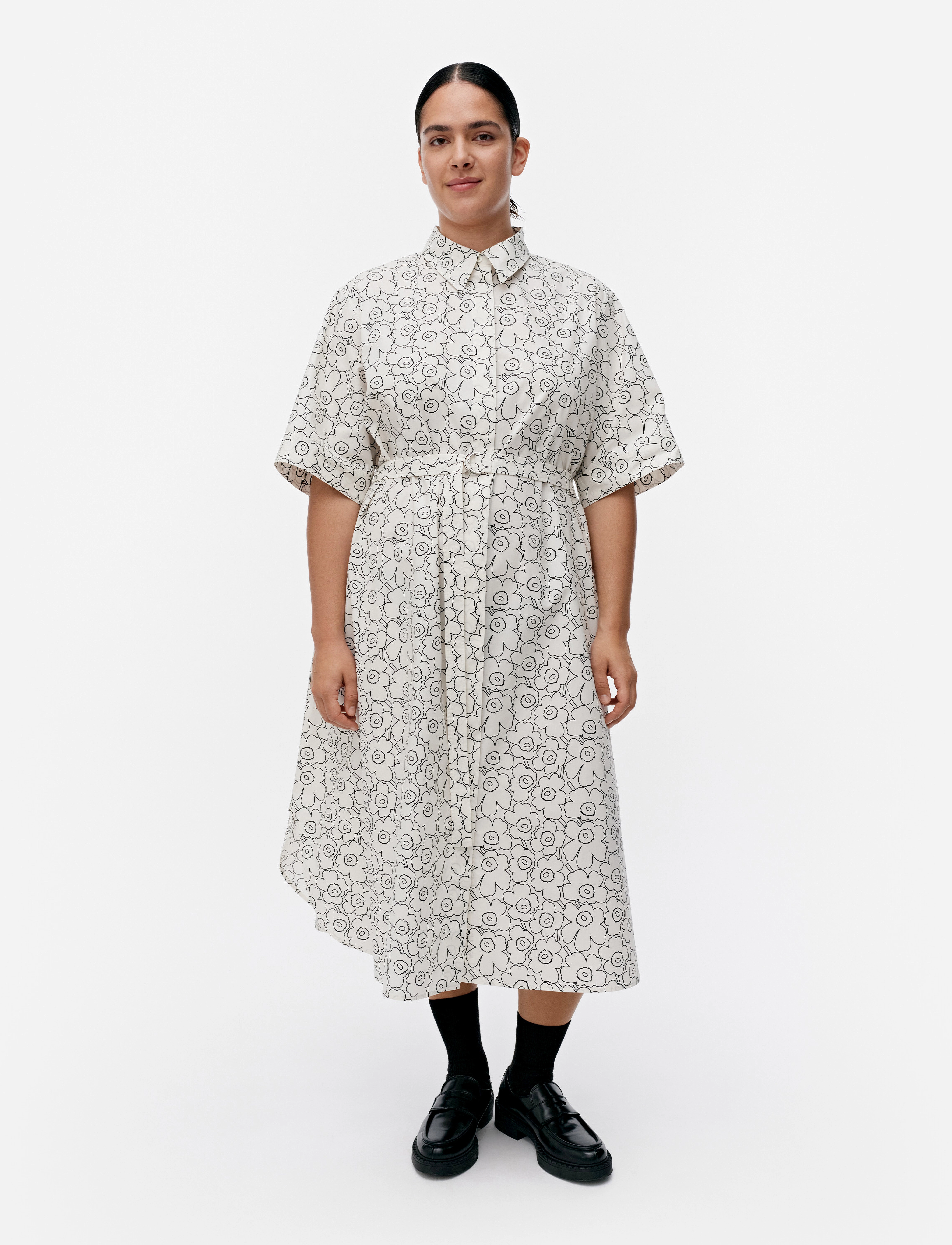 Marimekko - POPLIINI PIIRTO UNIKKO - paitamekot - black, white - 4
