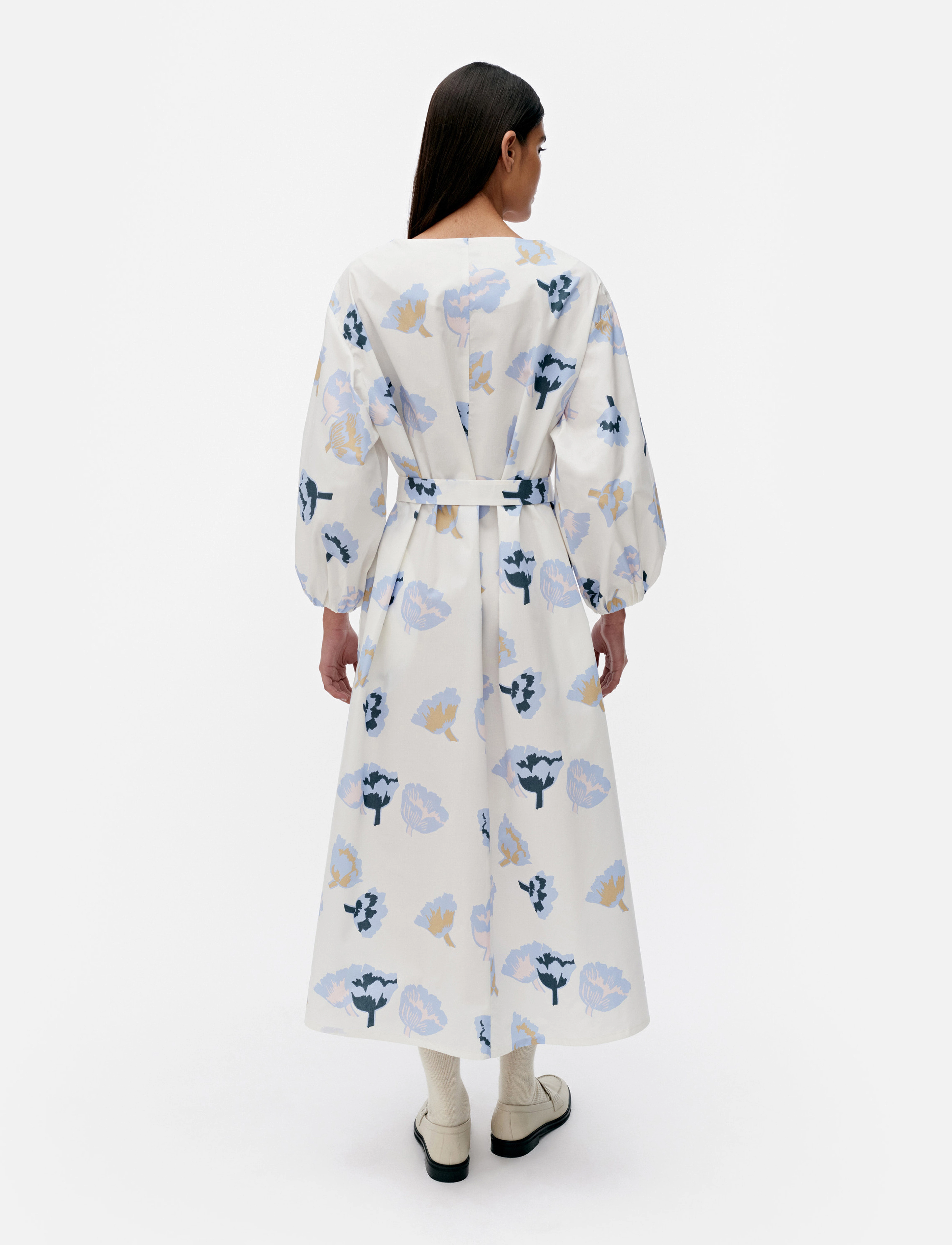 Marimekko - BLOMMA SUITSUKE - light blue, off white, rose - 4