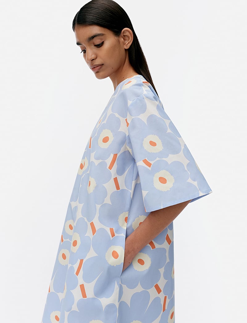 Marimekko - VOHVELI UNIKKO - sommerkleider - light blue, orange, off white - 4