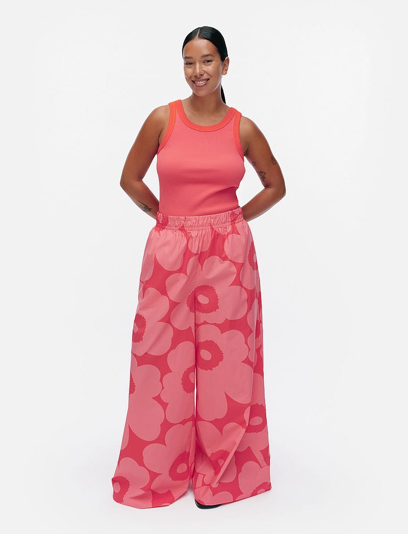 Marimekko - VOIMAKUKKA UNIKKO - hosen mit weitem bein - red, pink - 0