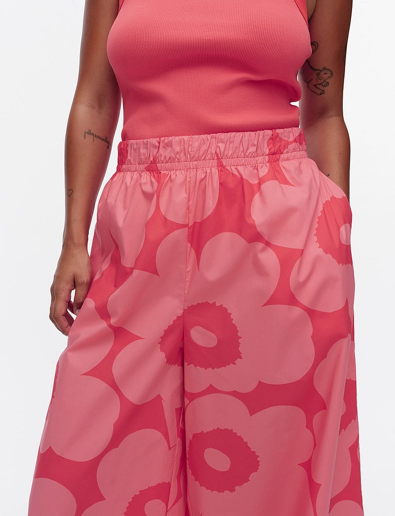 Marimekko - VOIMAKUKKA UNIKKO - hosen mit weitem bein - red, pink - 4