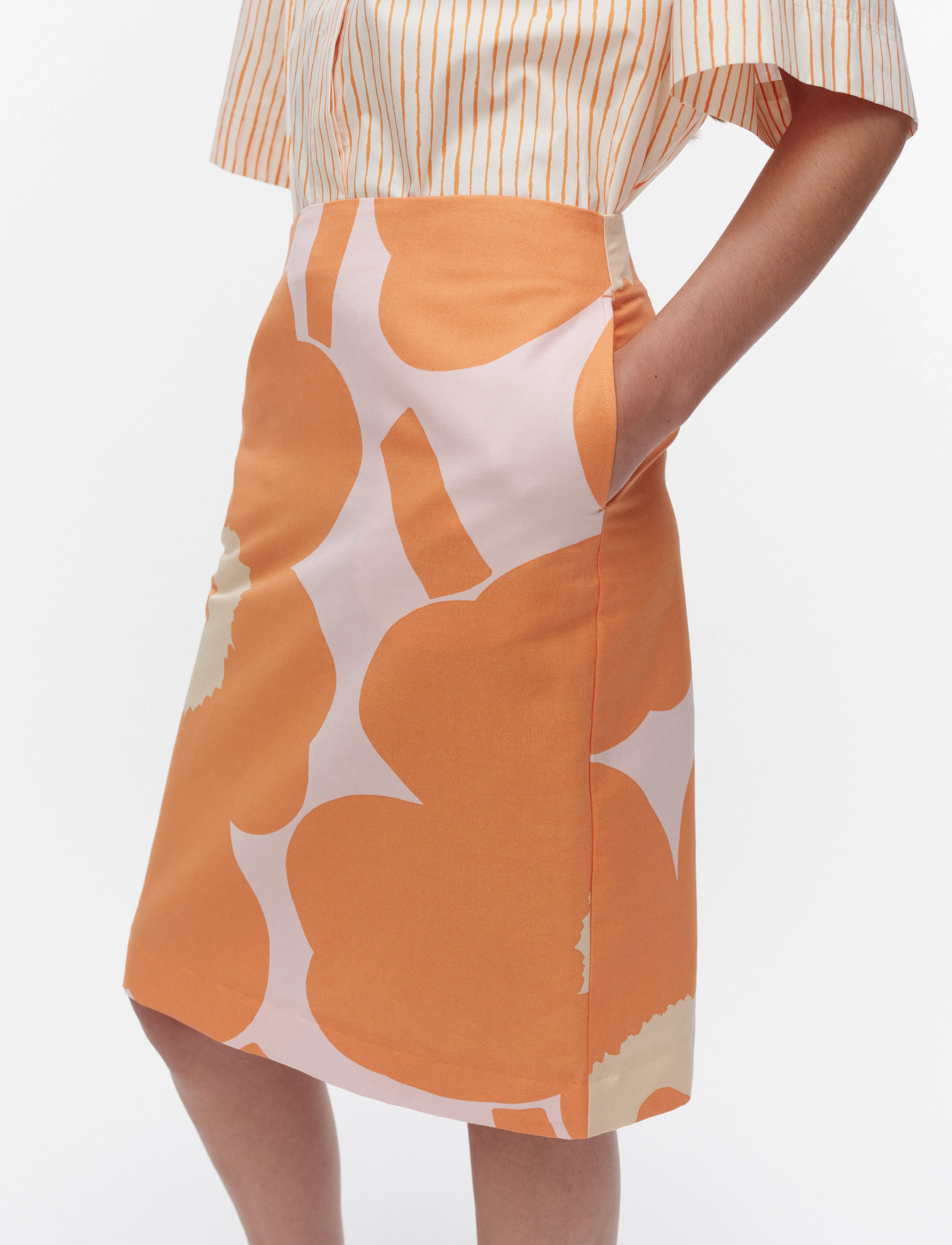 Marimekko - AINOA UNIKKO - bleistiftröcke - orange, light pink, beige - 4