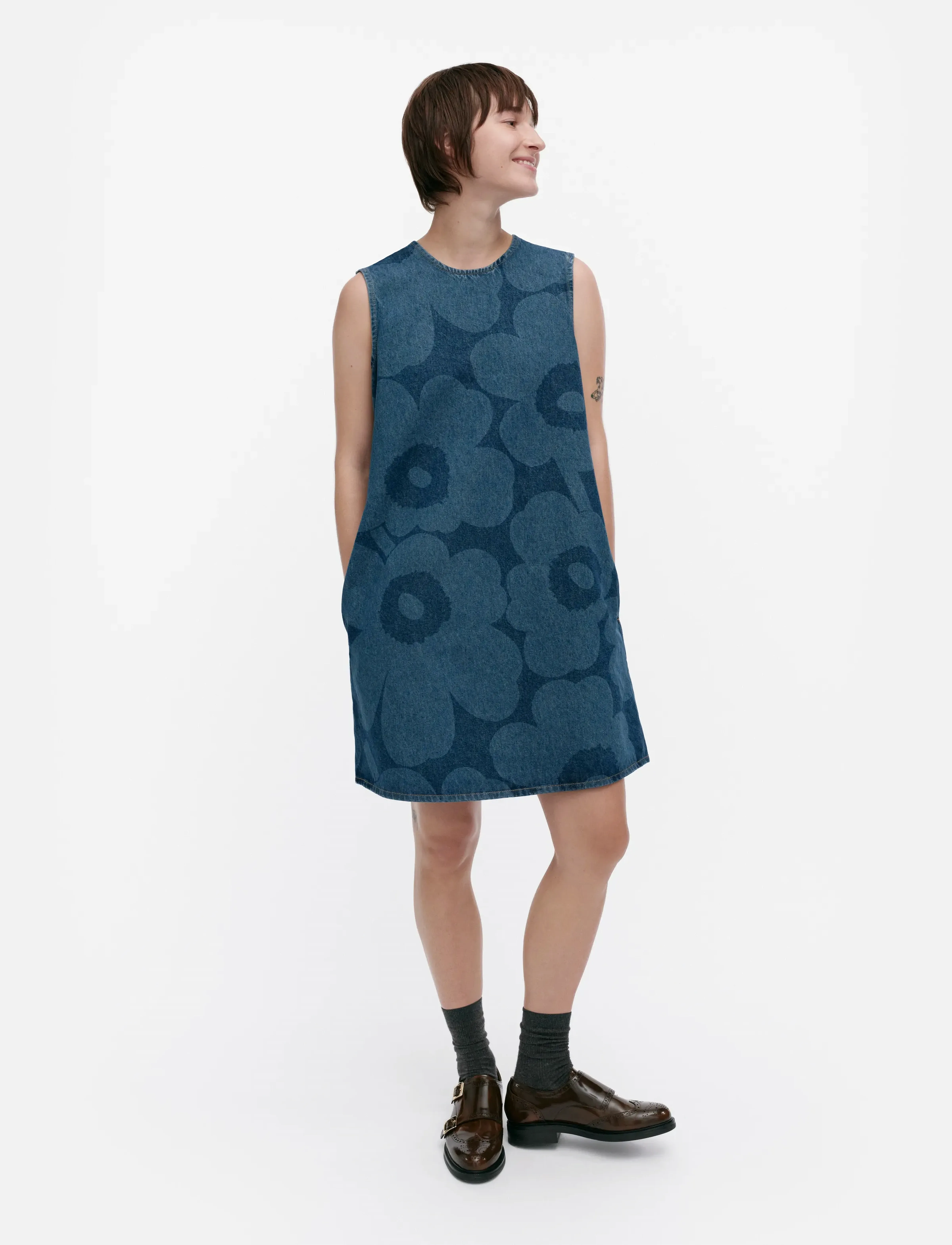 Marimekko Maridenim Somasti Unikko, Kvinder, Ærmeløs Blomstret Denimkjole, Blå, Str: 44
