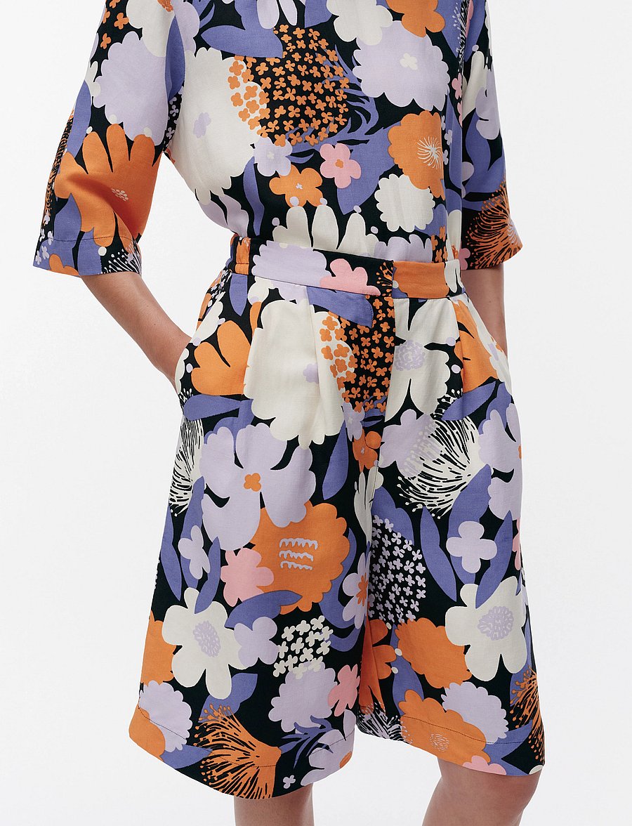 Marimekko - KASVISTO SUVIKIMPPU - hørshorts - lilac, orange, black, off whi. - 4