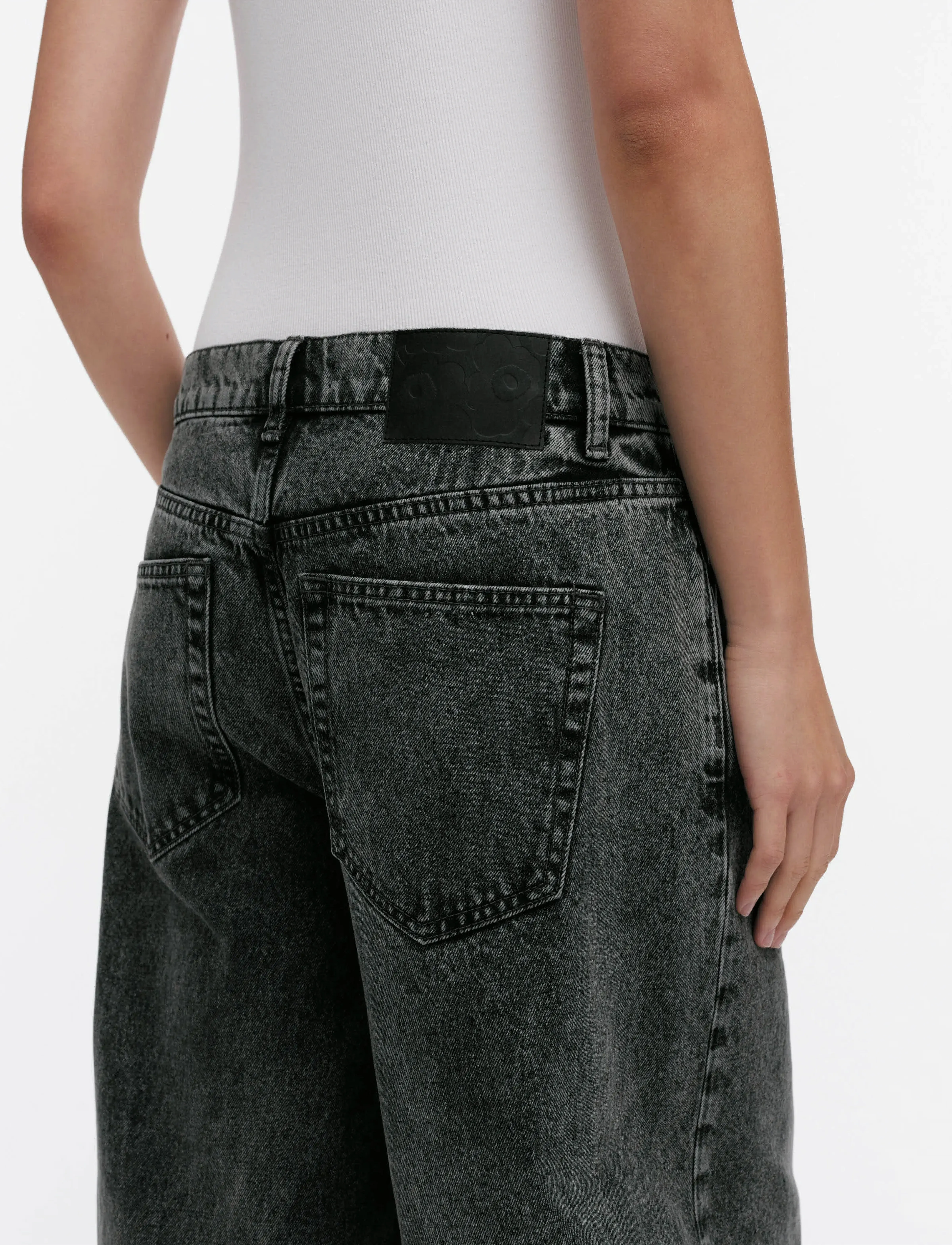 Marimekko - MARIDENIM LOOSE L - pantalons larges - light grey - 3