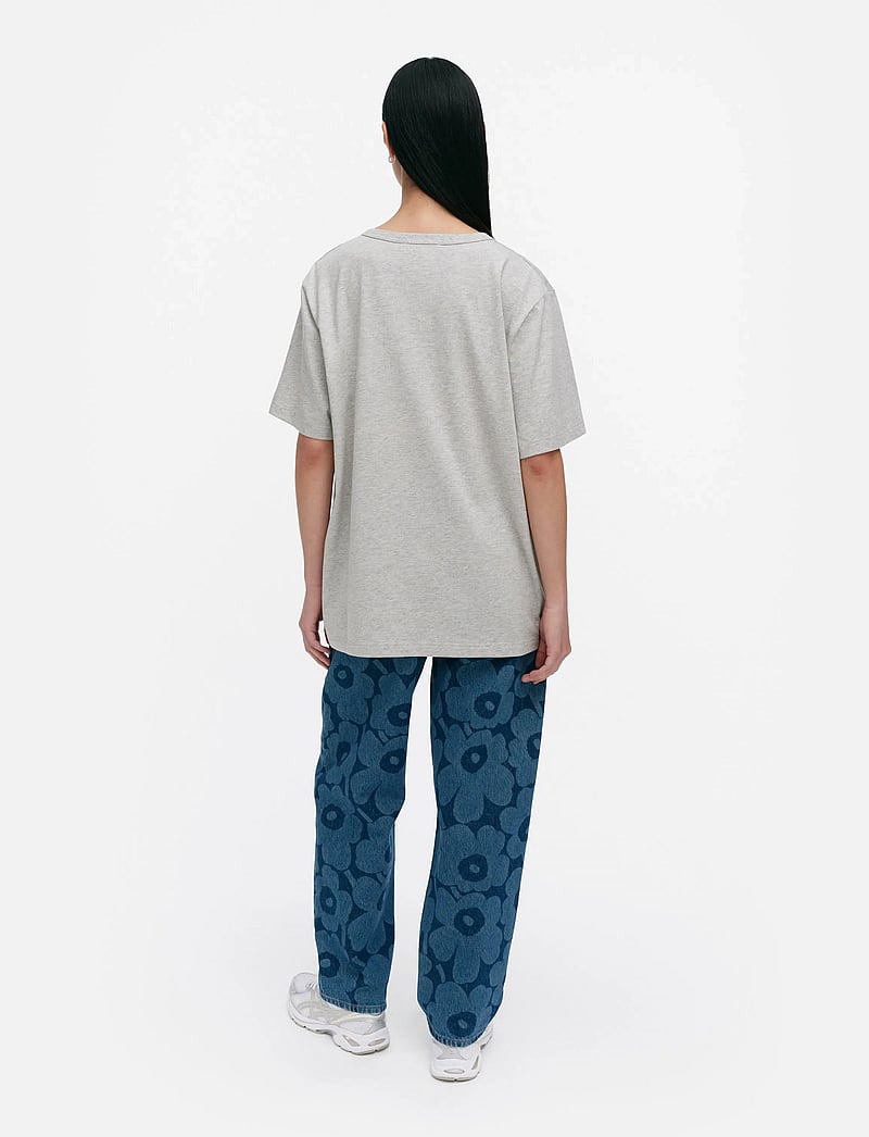 Marimekko - VIHNE LOGO PLACEMENT - t-shirts - grey melange, black - 3