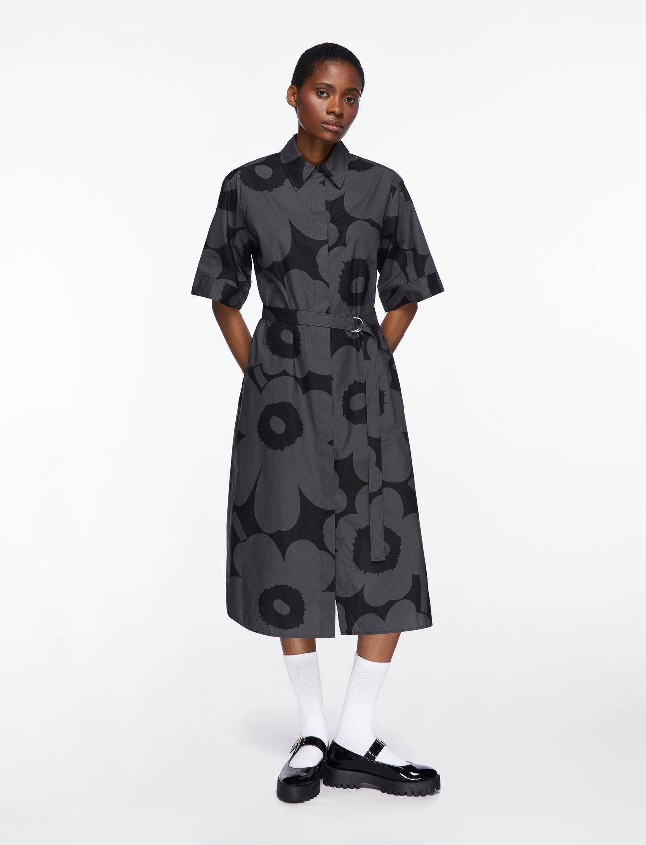 Marimekko - POPLIINI UNIKKO - midi-kleider - black, dark grey - 2