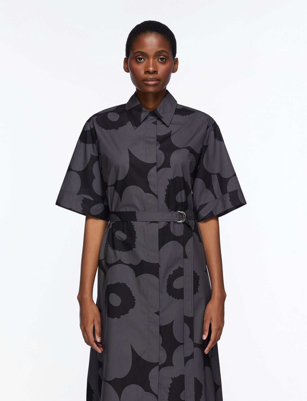 Marimekko - POPLIINI UNIKKO - midi-kleider - black, dark grey - 0