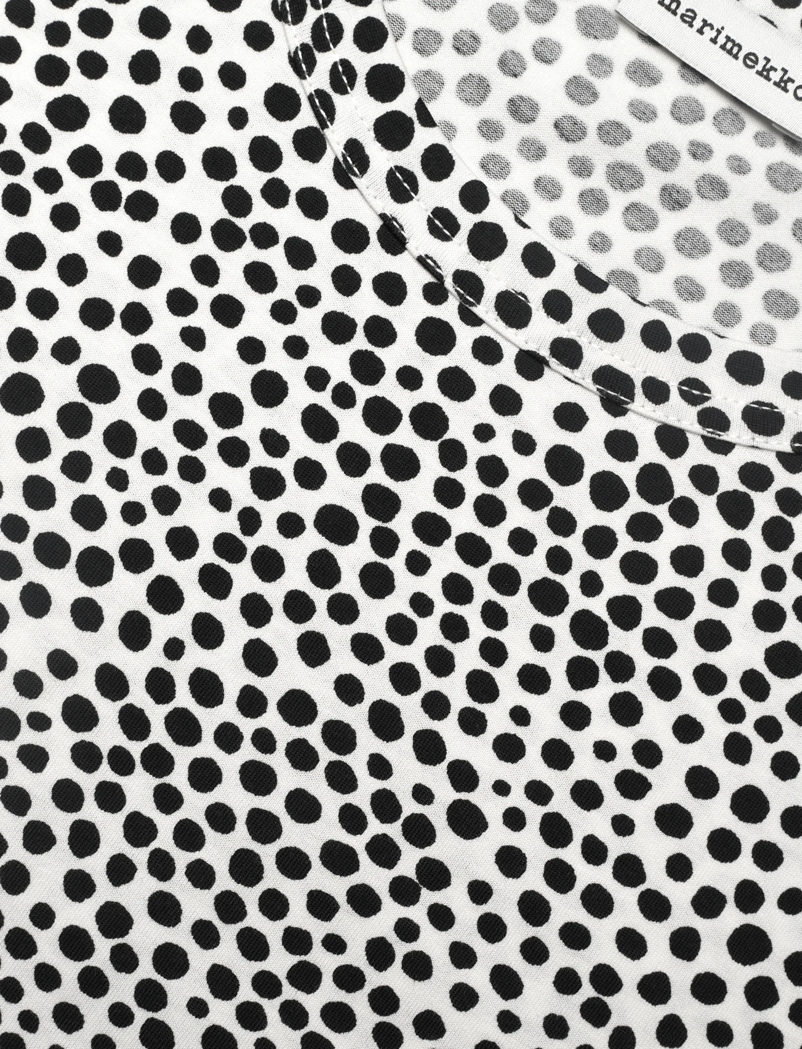 Marimekko - ERNA ISO PIRPUT PARPUT - t-shirts - off white, black - 2