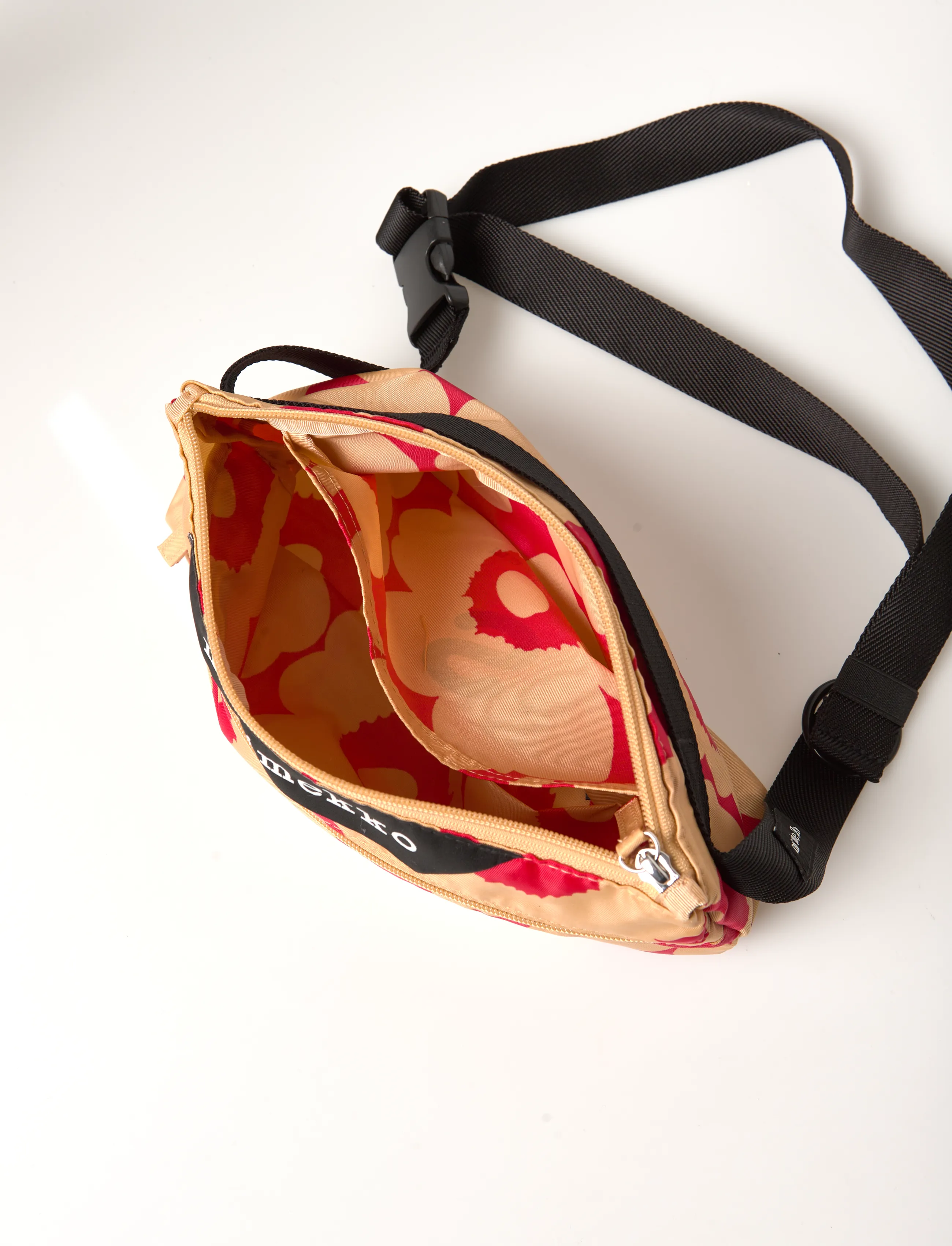 Marimekko - NEAT CROSSBODY UNIKKO S - light brown, red - 5