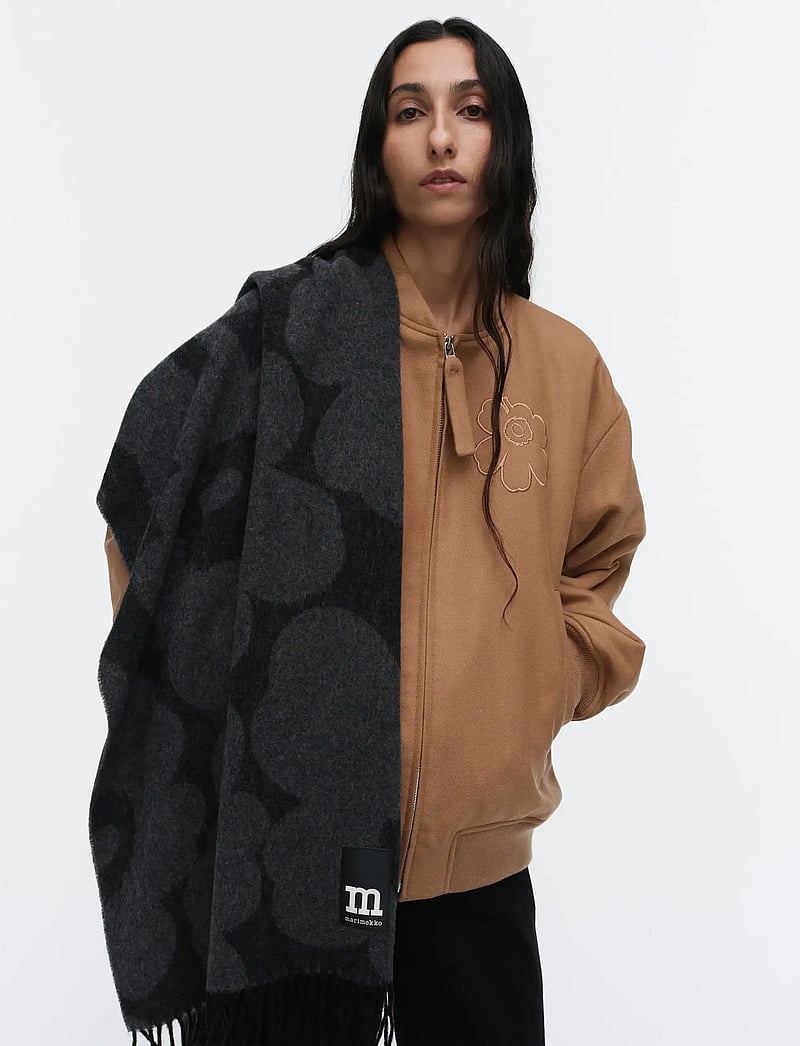 Marimekko - IDENTTINEN UNIKKO - winter scarves - black, dark grey - 0