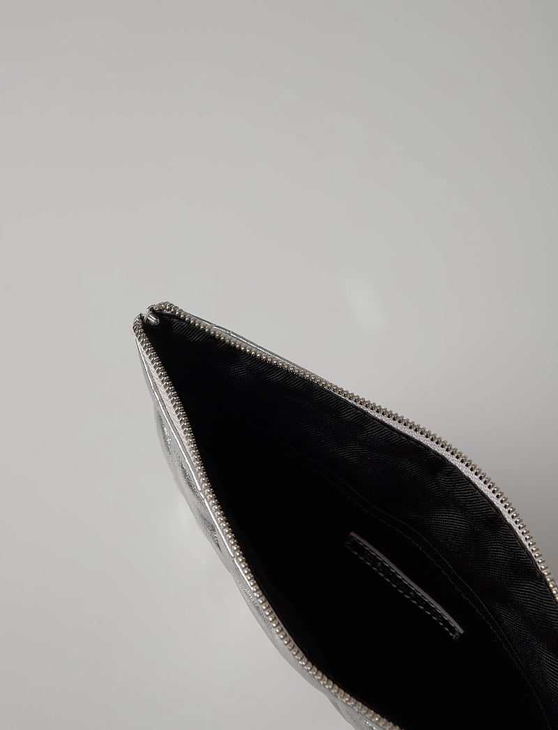 Marimekko - POUCH BAG UNIKKO - travel accessories - silver - 5