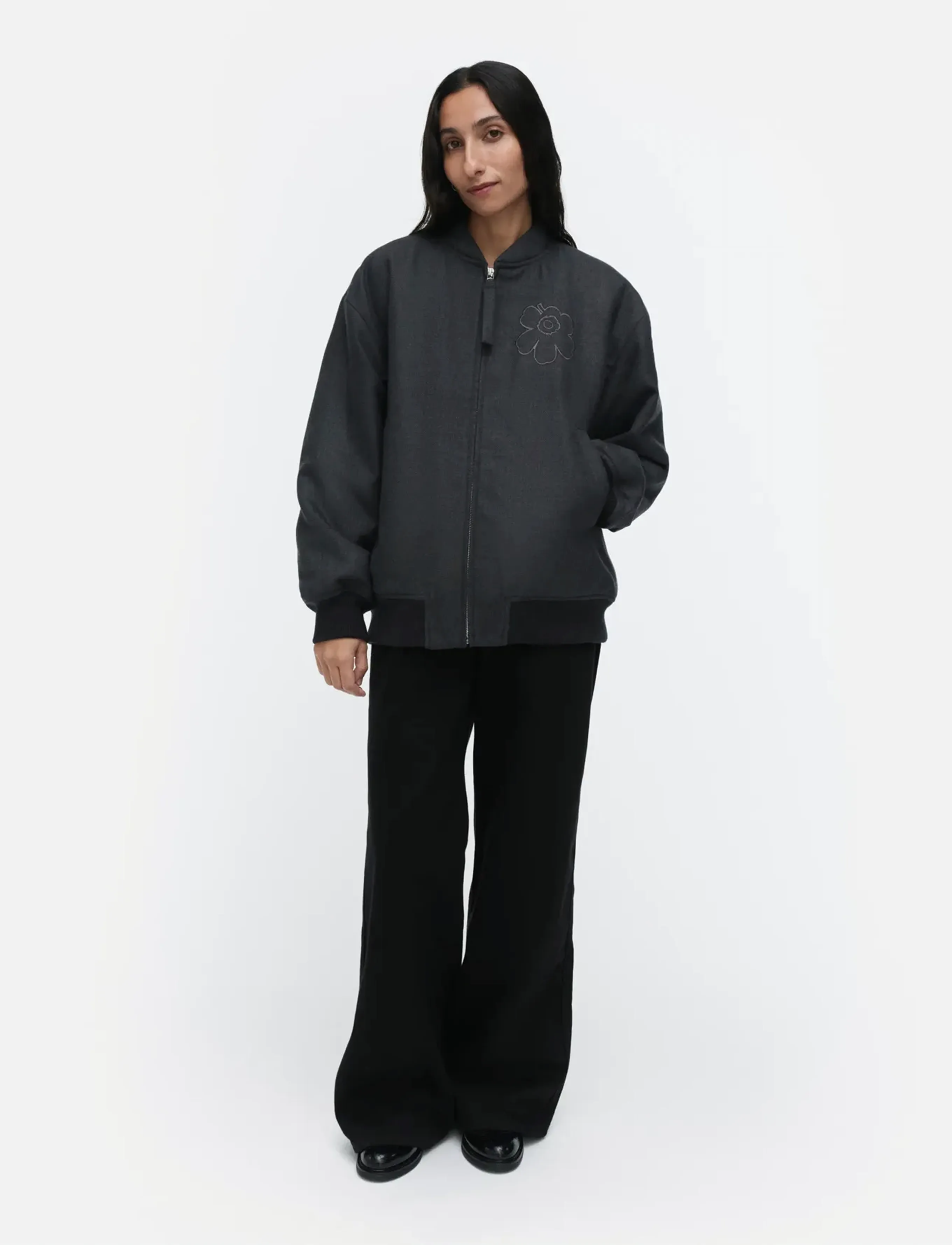 Marimekko Monumentti Solid, Kvinder, Blomstret Bomberjakke, Sort, Str: S