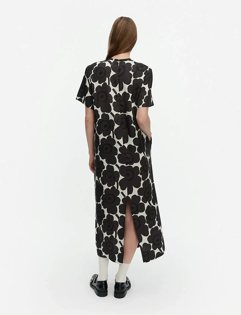 Marimekko - KUVAELMA UNIKKO - maxi kjoler - dark grey, off-white - 3