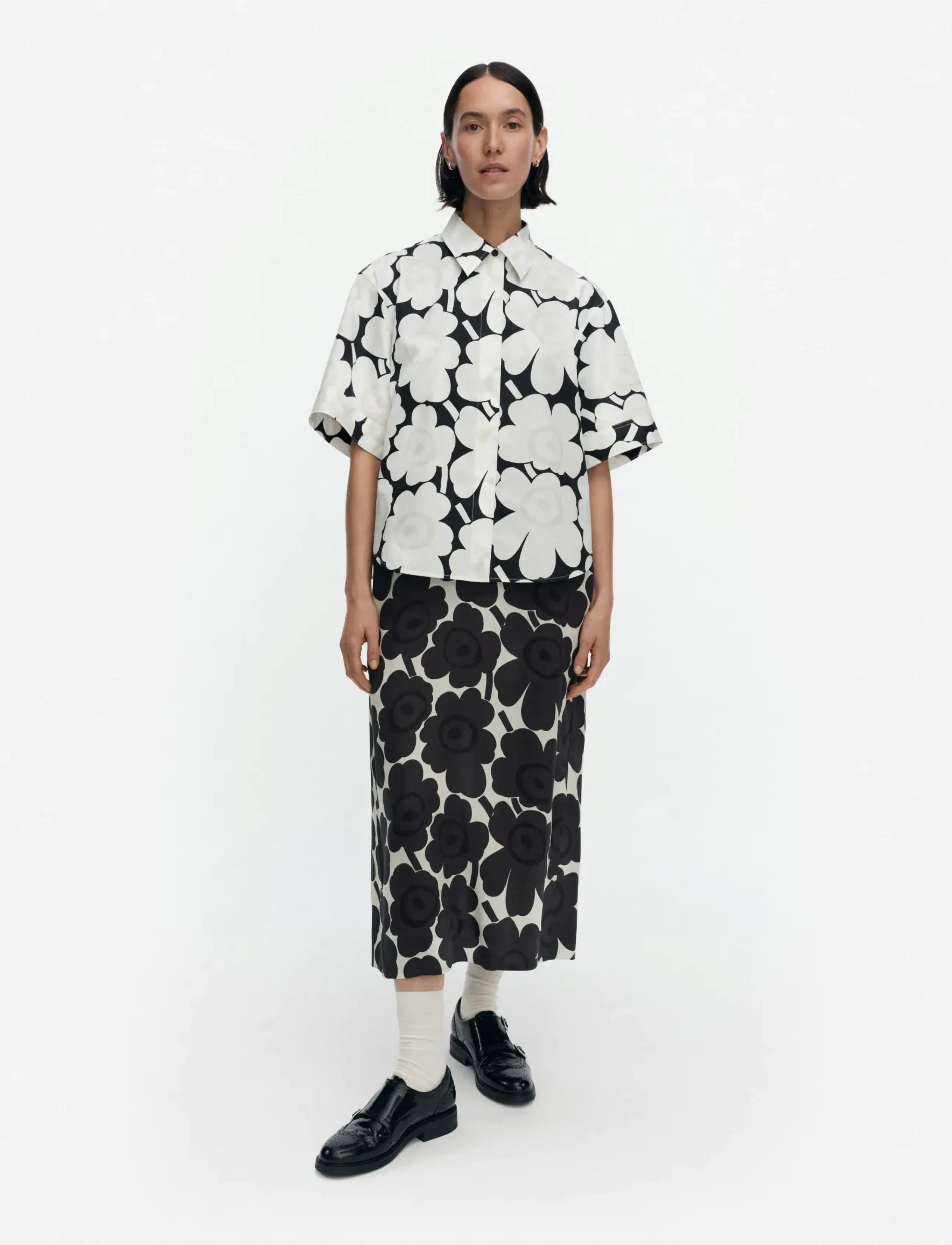 Marimekko Standardi Unikko, 44, White, Skjorter > Kortærmede, Dame