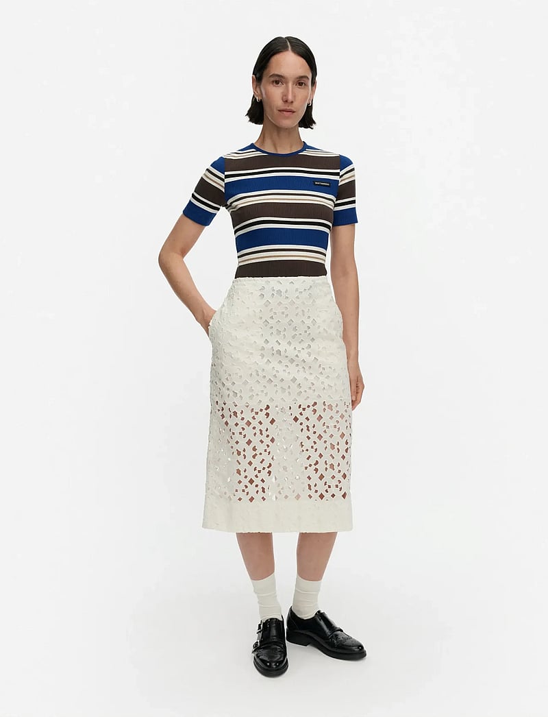 Marimekko - NOKKELUUS KEIDAS - midi skirts - off-white - 0