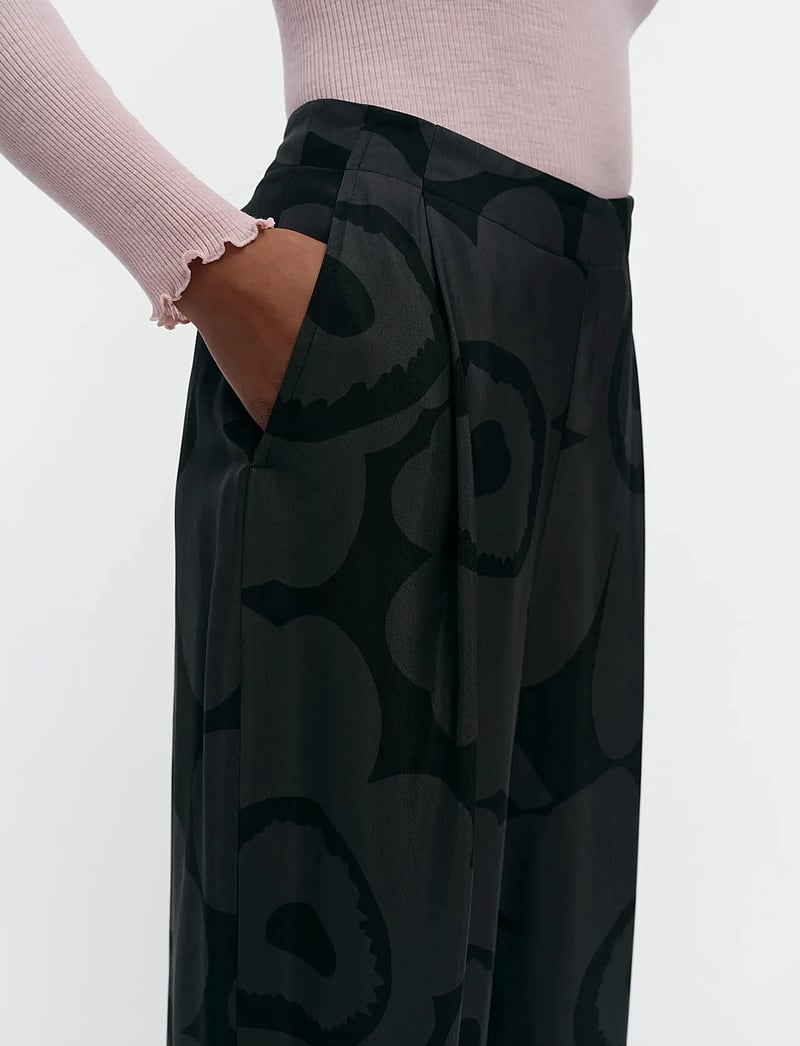 Marimekko - NÄHTÄVYYS UNIKKO - raka byxor - black, dark grey - 3