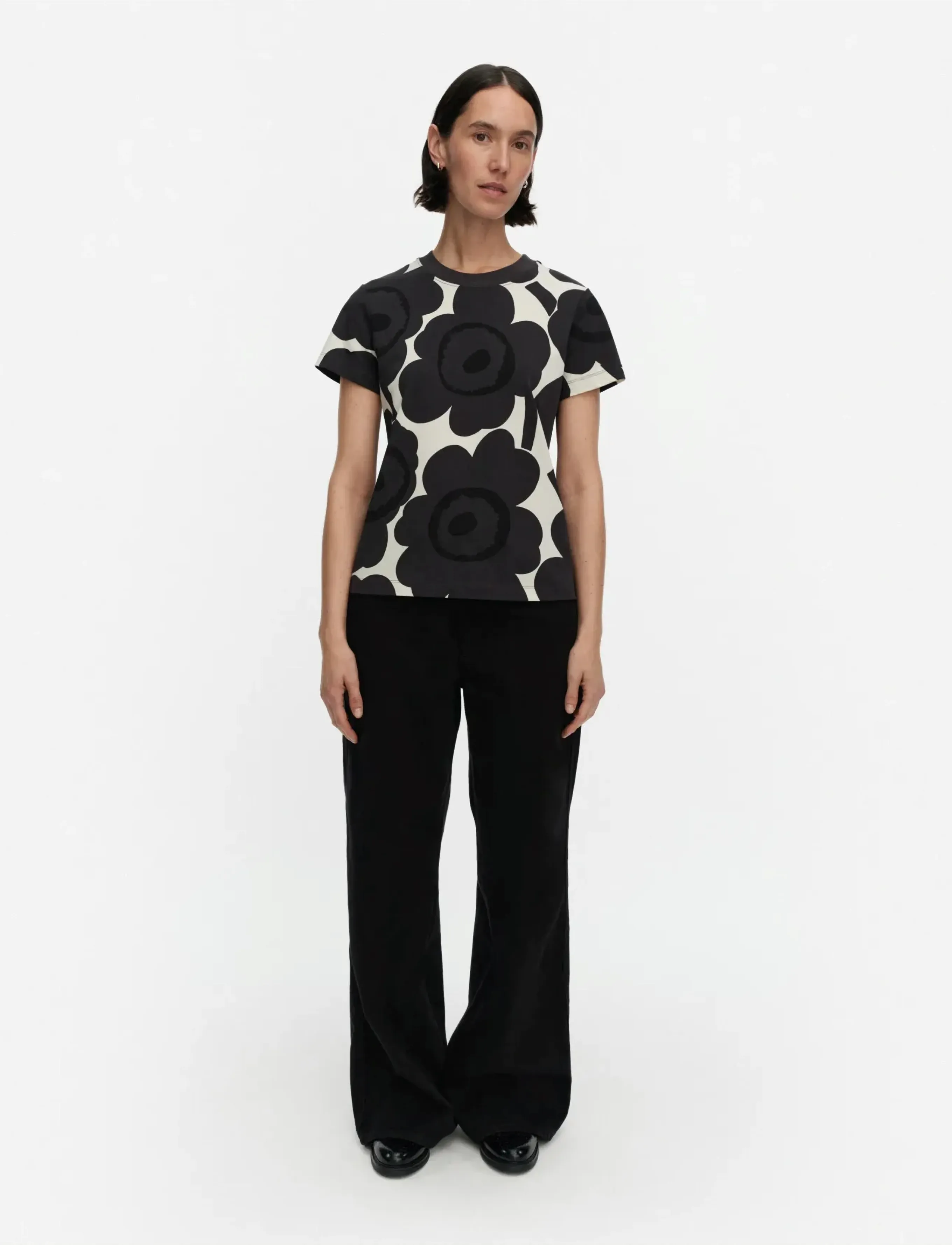 Marimekko Heleys Unikko, Kvinder, Trykt T-Shirt, Sort, Str: XS