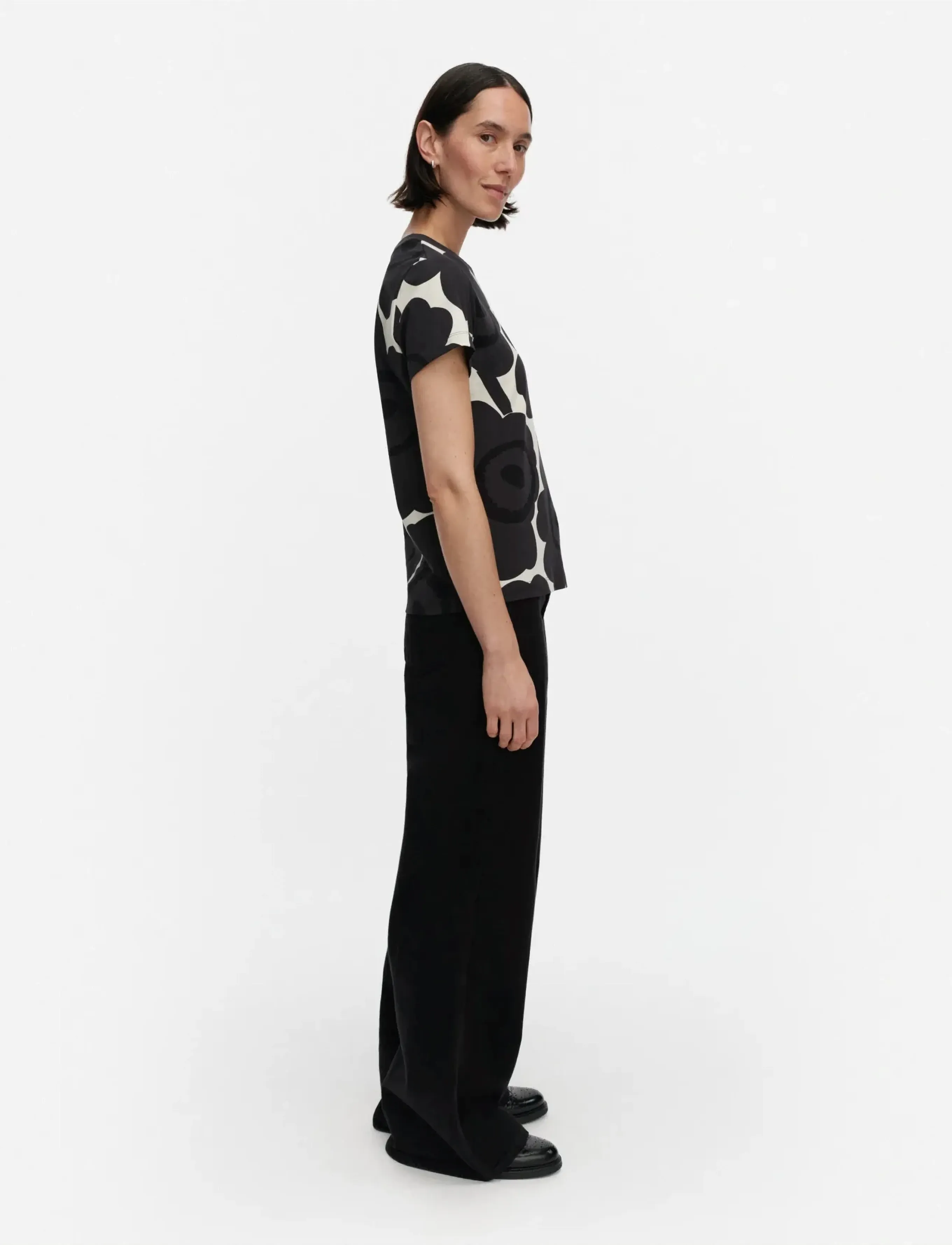 Marimekko - HELEYS UNIKKO - t-shirts - off-white, dark grey, black - 4
