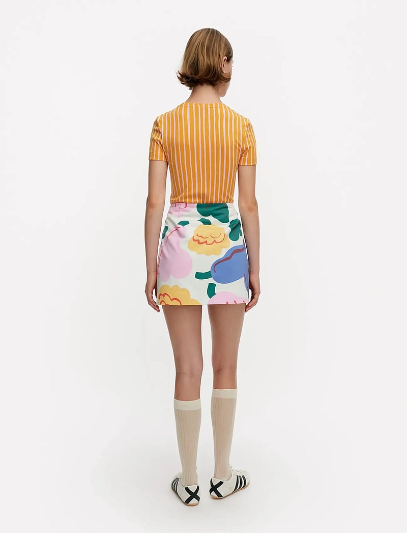 Marimekko - ILOITA KUKASTA KUKKAAN - kurze röcke - light green, green, blue - 3