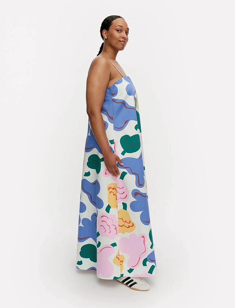 Marimekko - HUVITTAA KUKASTA KUKKAAN - maxi dresses - light green, green, blue - 4