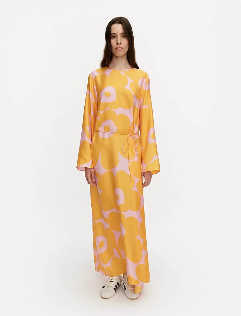 Marimekko - KAUNISTA UNIKKO - maksikleidid - pink, orange - 0
