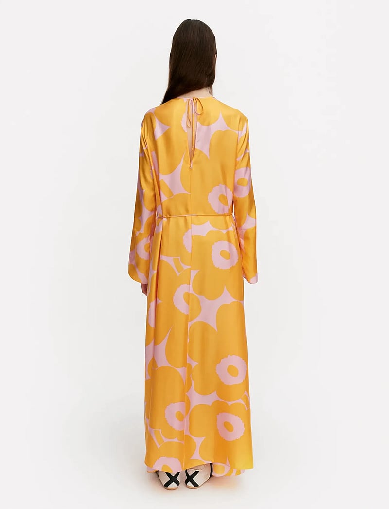 Marimekko - KAUNISTA UNIKKO - maksikleidid - pink, orange - 3