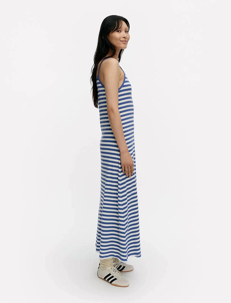 Marimekko - LAULAA TASARAITA UNIKKO - maxi sukienki - blue, off white - 4