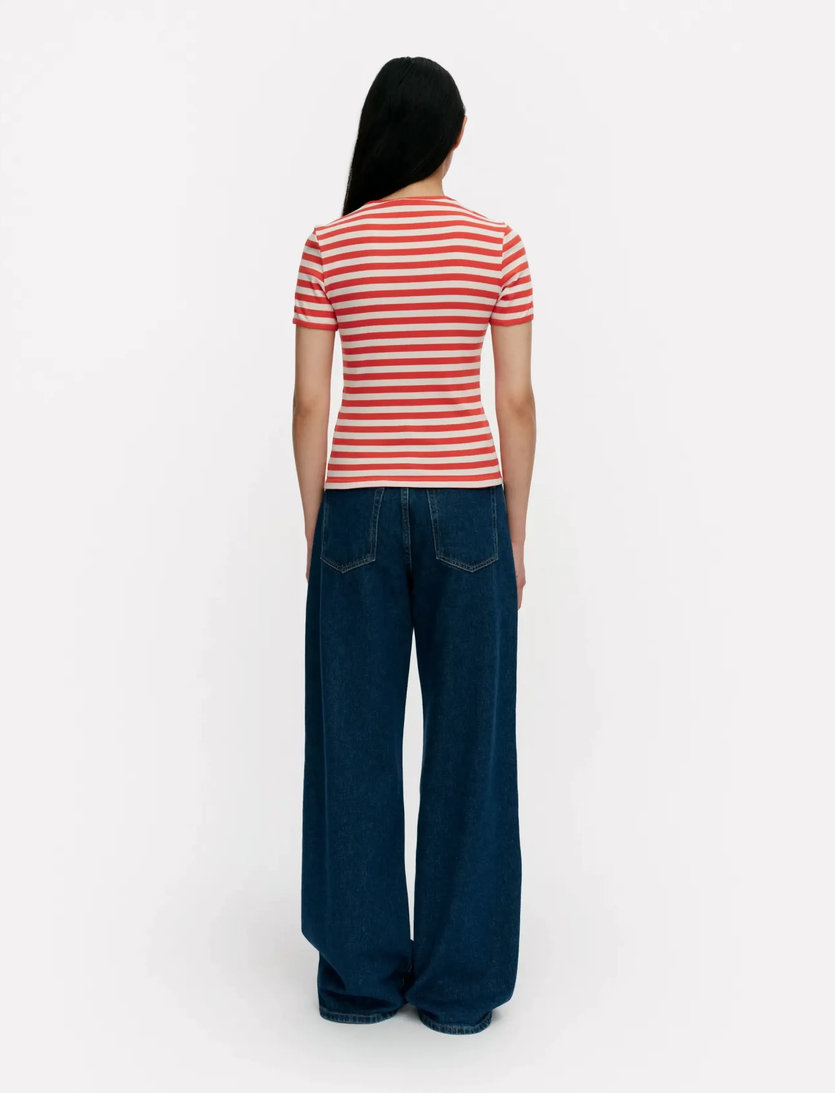 Marimekko - KUKKEA TASARAITA UNIKKO - t-shirts - red, off white - 3