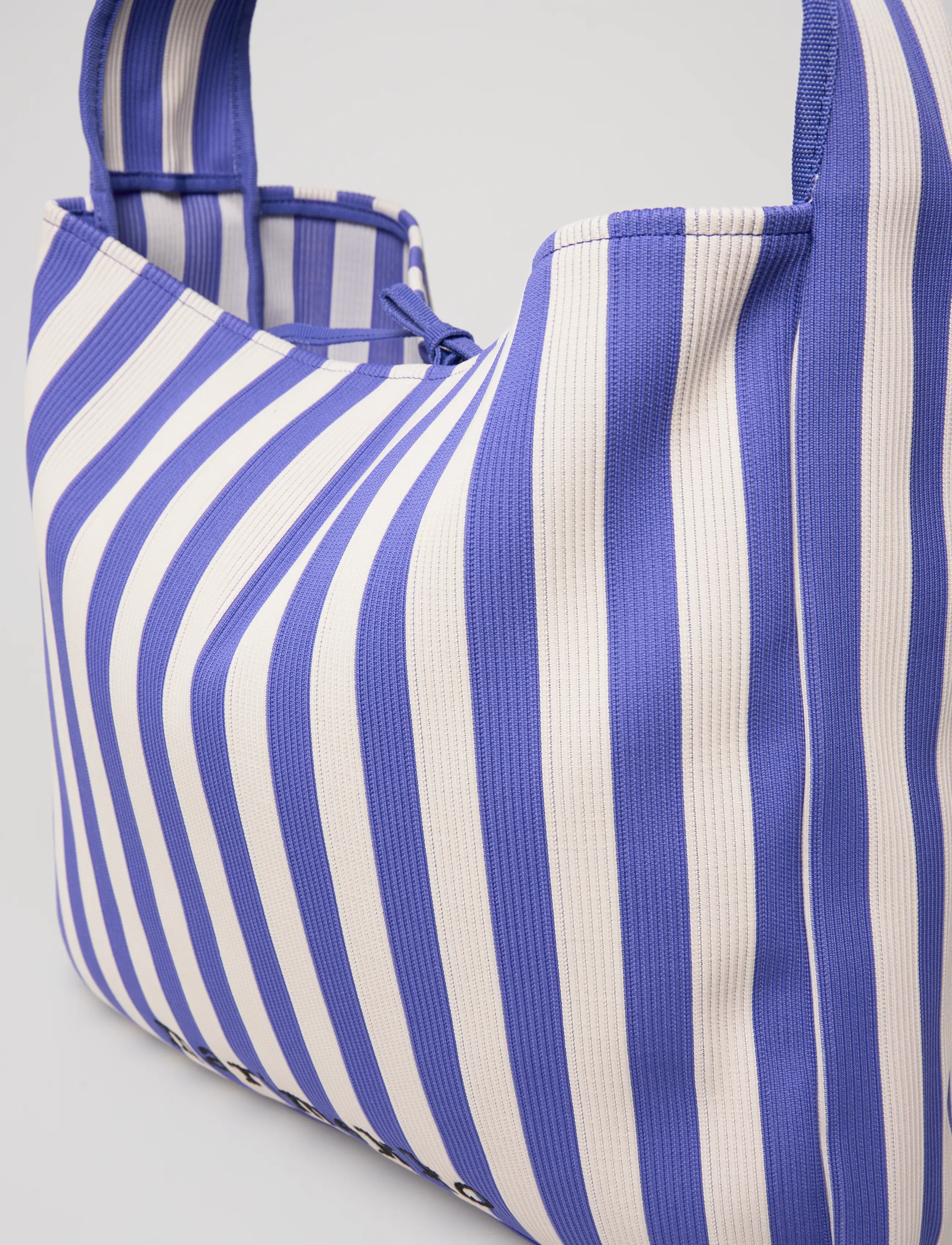 Marimekko - KNITTED BAG LARGE MERIROSVO - blue, off white - 4