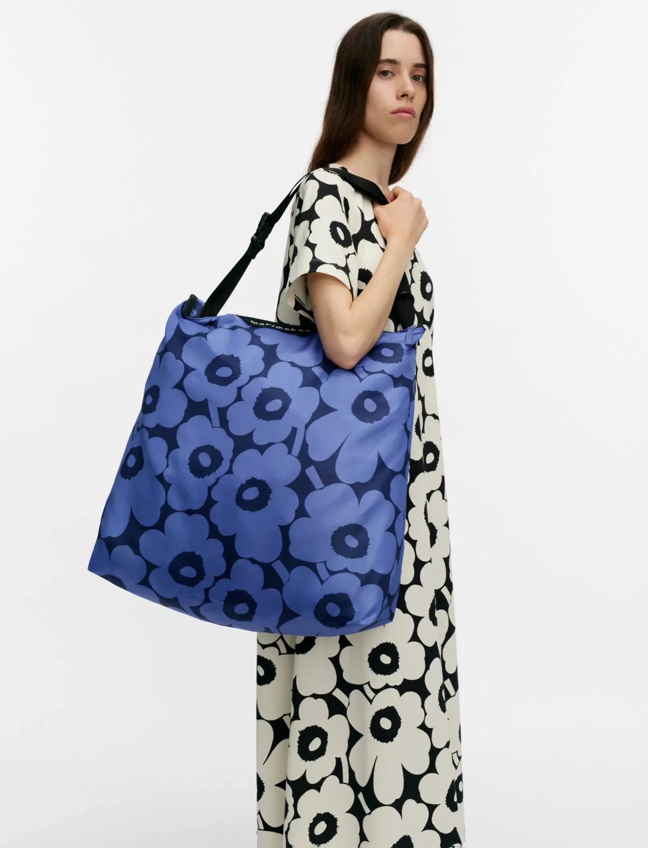 Marimekko - NEAT CROSSBODY UNIKKO L - mode trends - blue, dark blue - 0