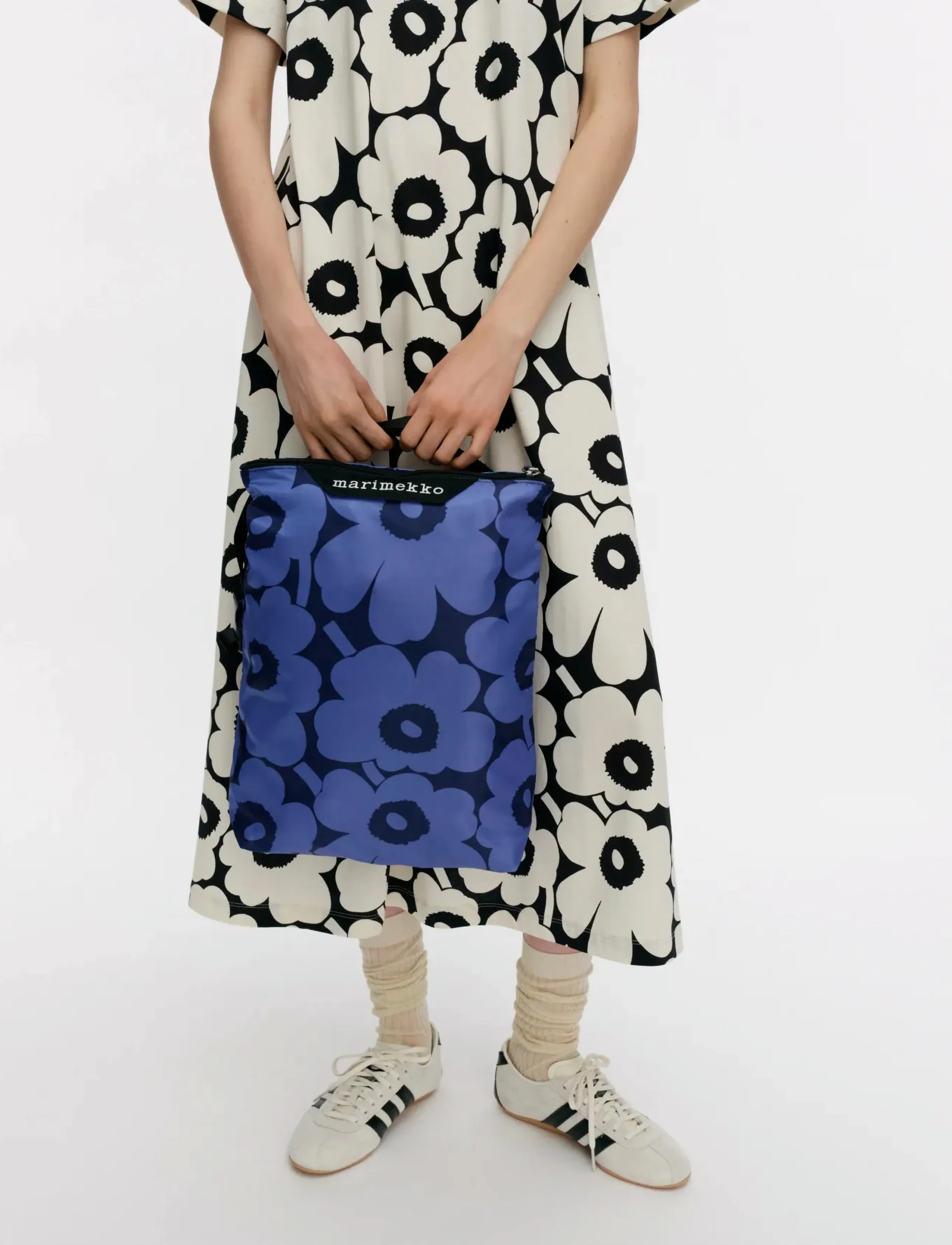 Marimekko Neat Crossbody Unikko M, One Size, Blue, Designere > Crossbody-Tasker, Dame