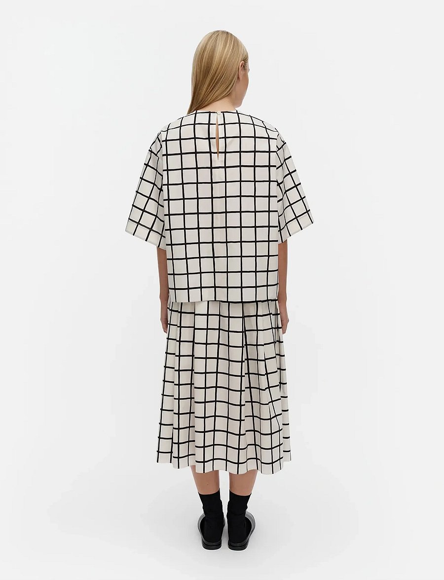 Marimekko - KANSIO ISO RUUTU - t-shirts - off white, black - 4