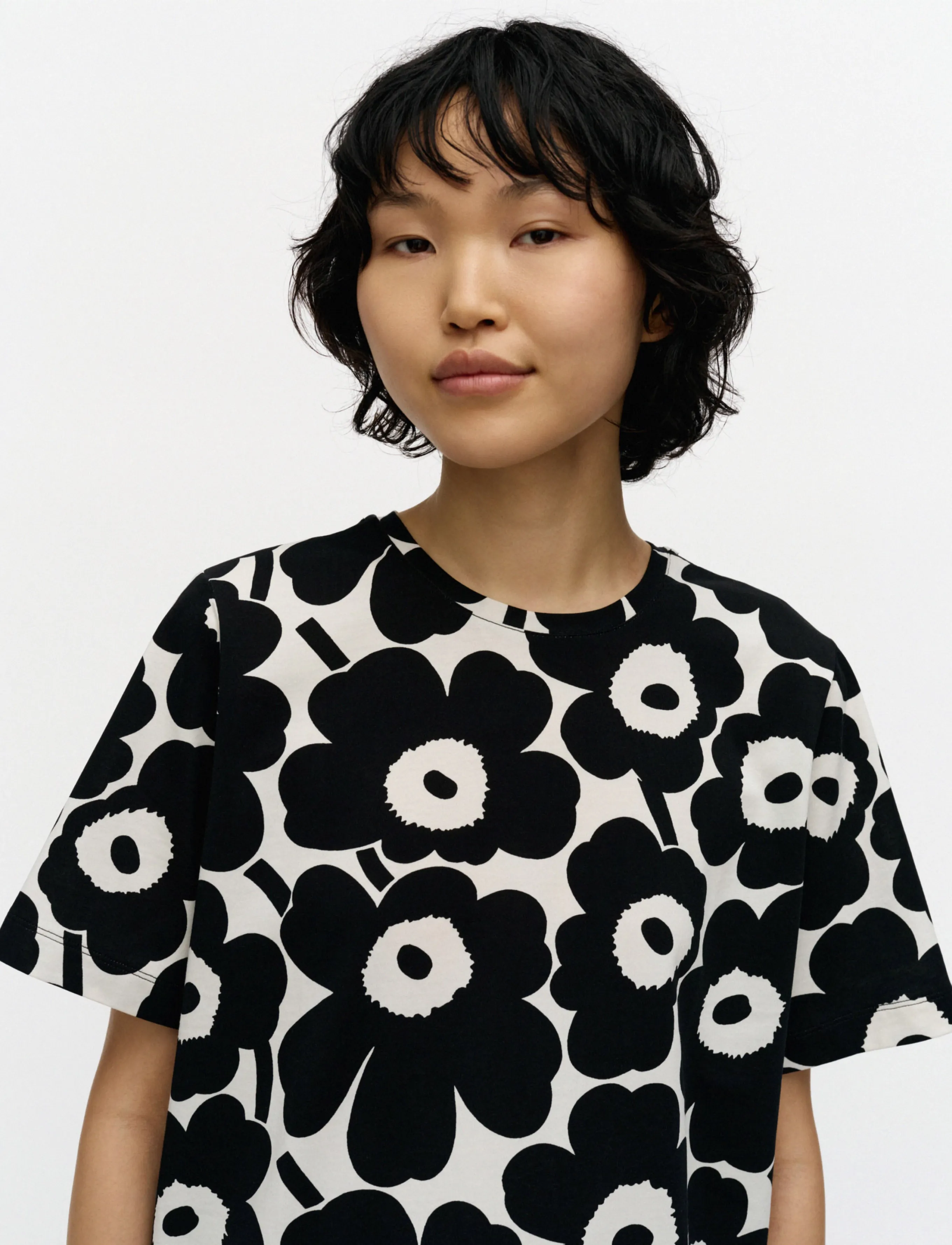 Marimekko Tunnit Unikko t-shirts dam – bild 2