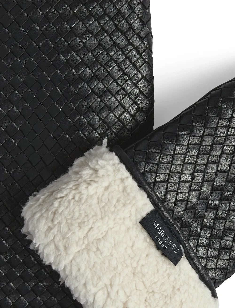 Markberg - EmbaMBG Mitten, Weave - mittens - black - 3