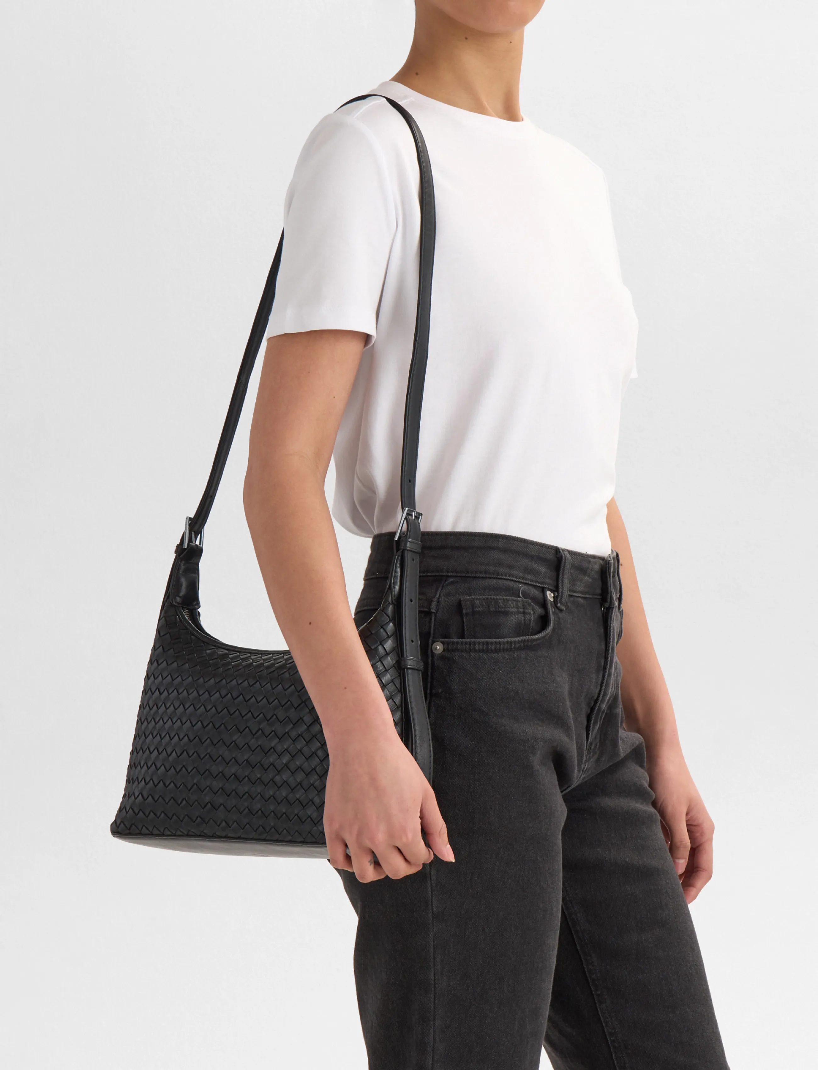 Markberg - AmariMBG Crossbody Bag, Weave - black - 5