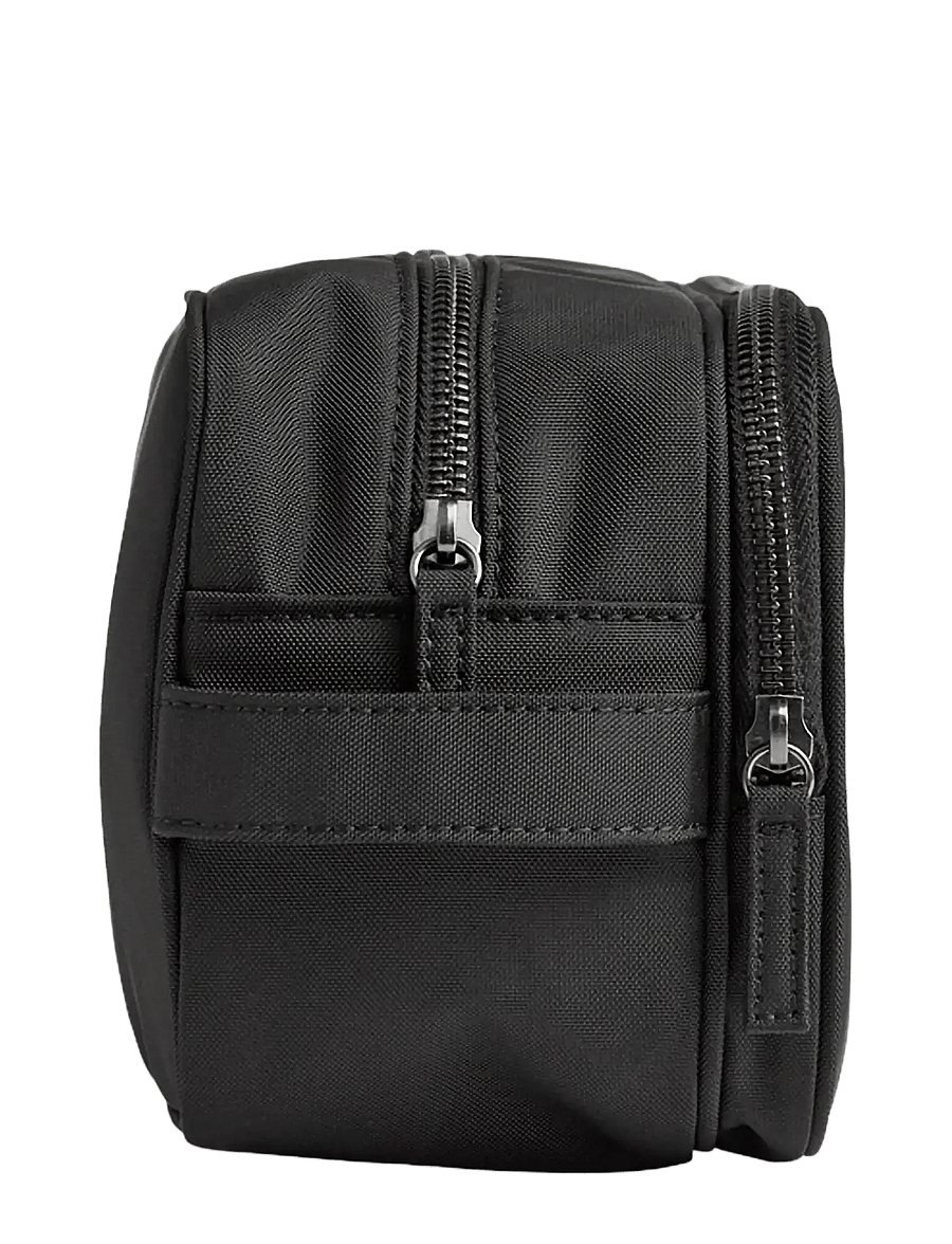 Markberg - CareMBG Toiletry Bag, Recycled - moetrendid - black - 2