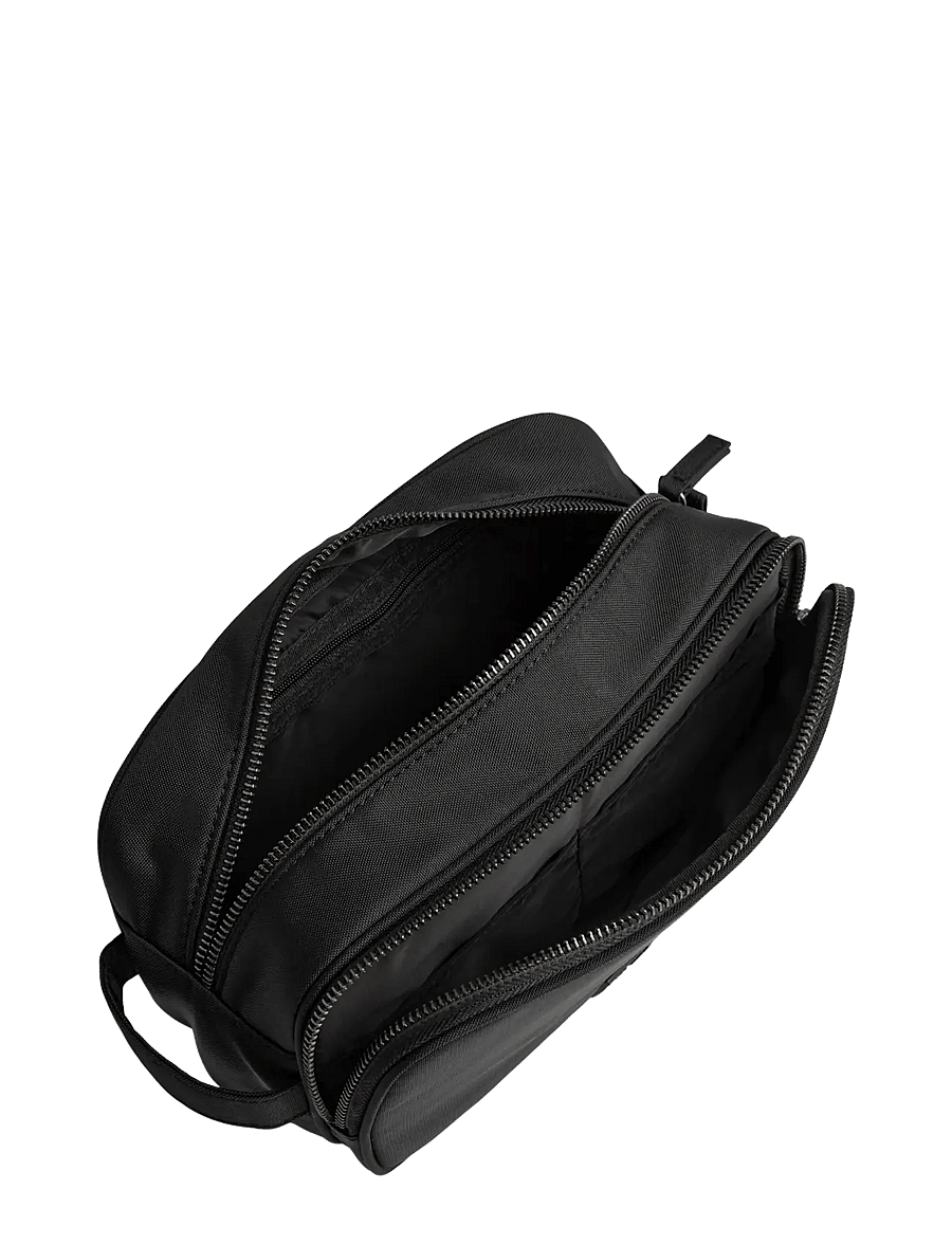Markberg - CareMBG Toiletry Bag, Recycled - moetrendid - black - 4