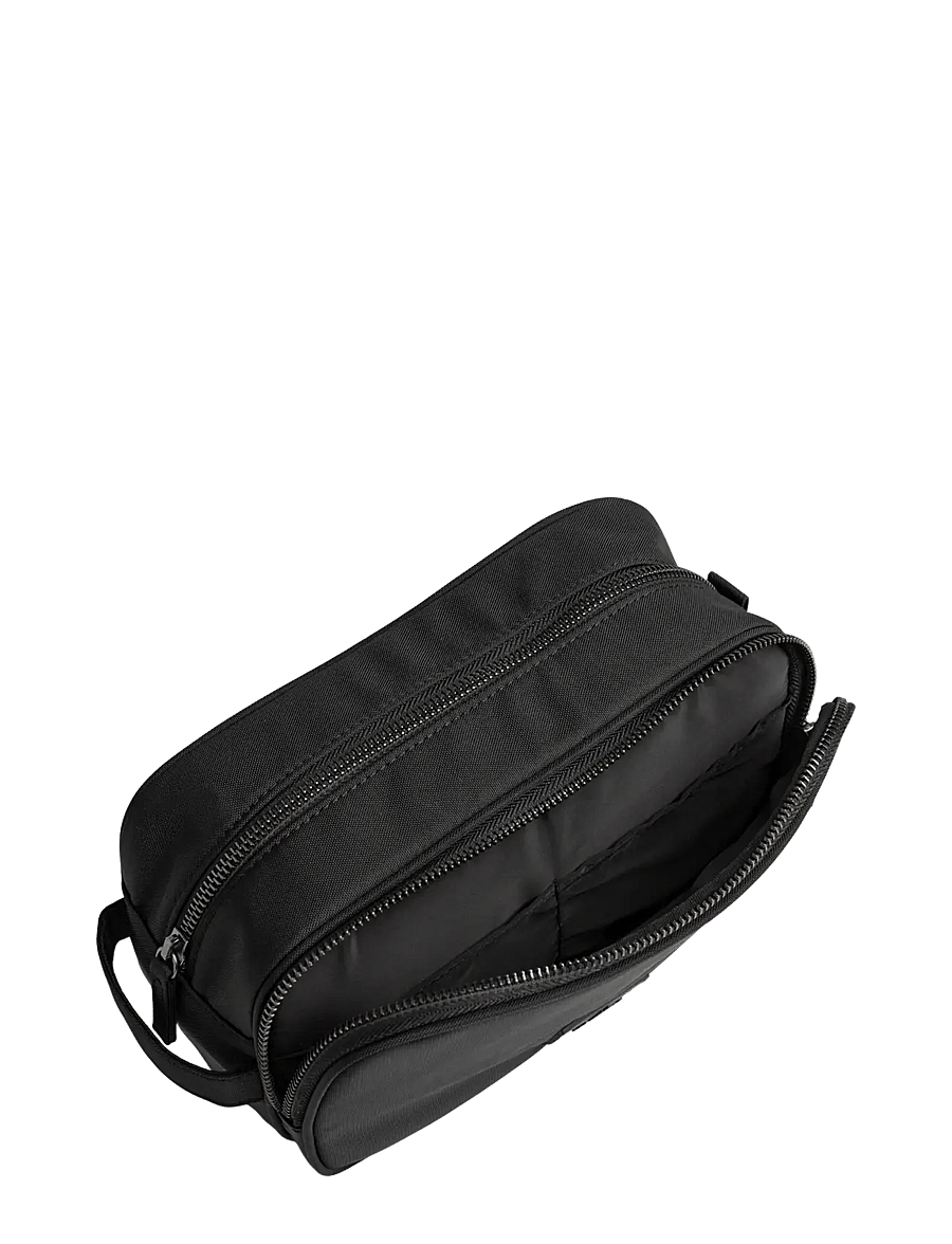 Markberg - CareMBG Toiletry Bag, Recycled - moetrendid - black - 5