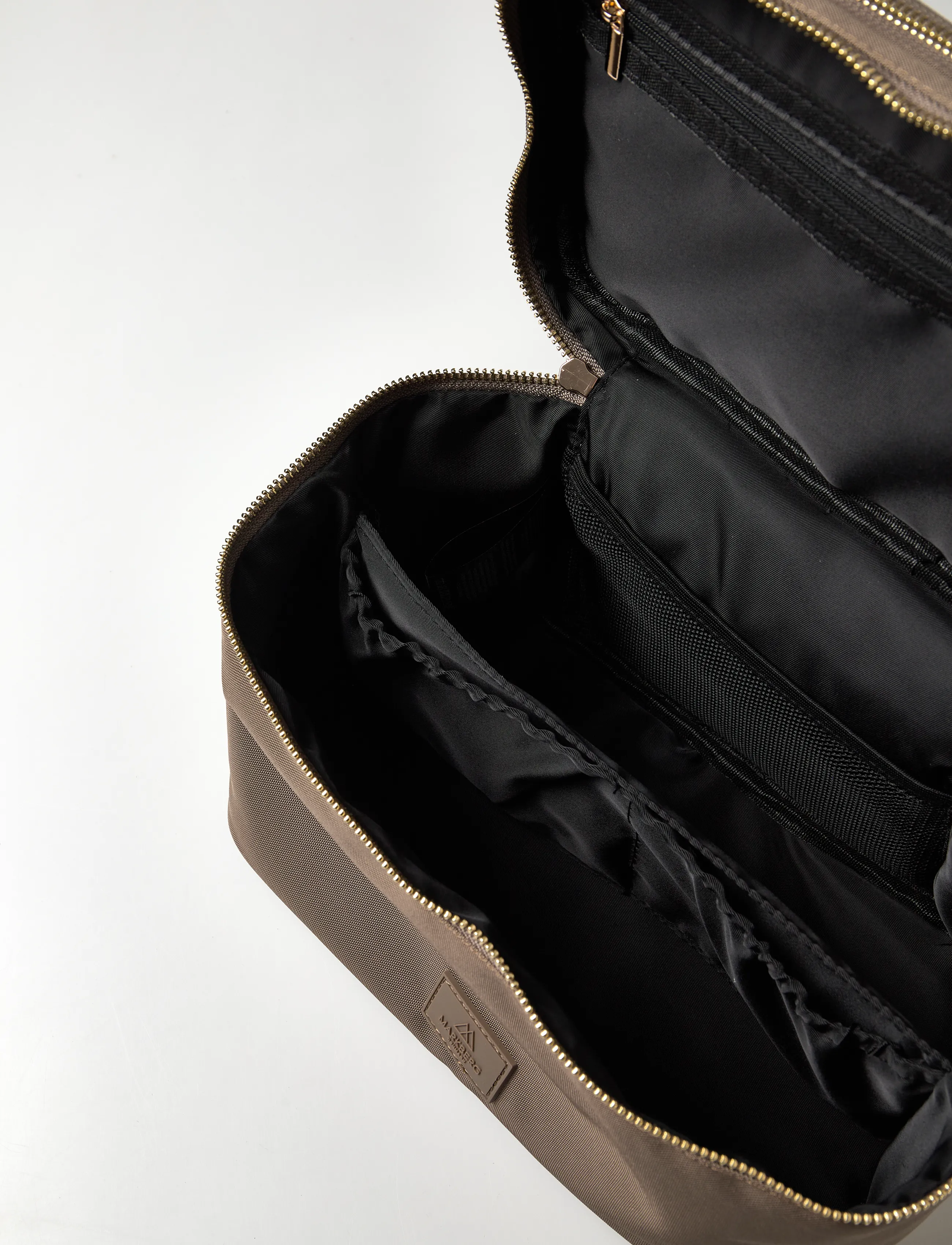 Markberg - TreasureMBG Toiletry Bag, Rec. - mode trends - walnut w/gold - 4