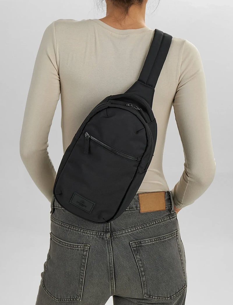 Markberg - TrekMBG Sling Bag, Recycled - modetrends - black - 0