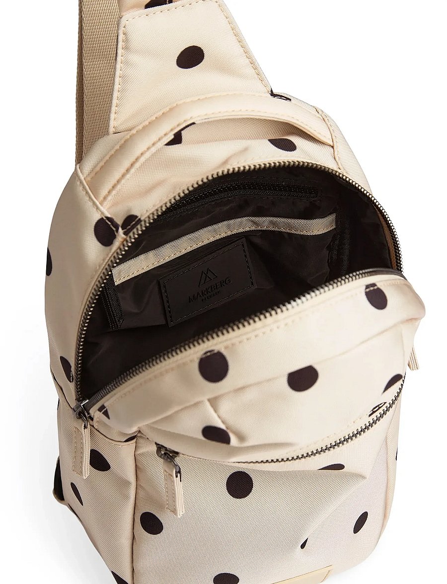 Markberg - TrekMBG Sling Bag, Recycled - modetrends - polka dot, creme - 5