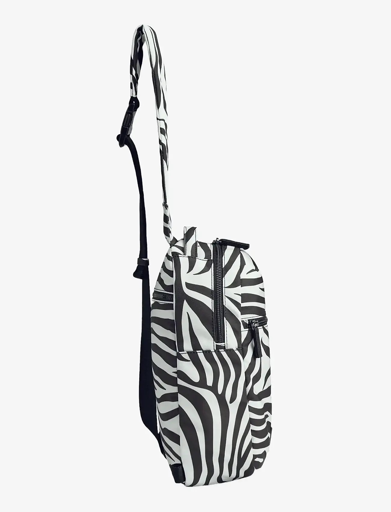 Markberg - TrekMBG Sling Bag, Recycled - mode trends - zebra - 3