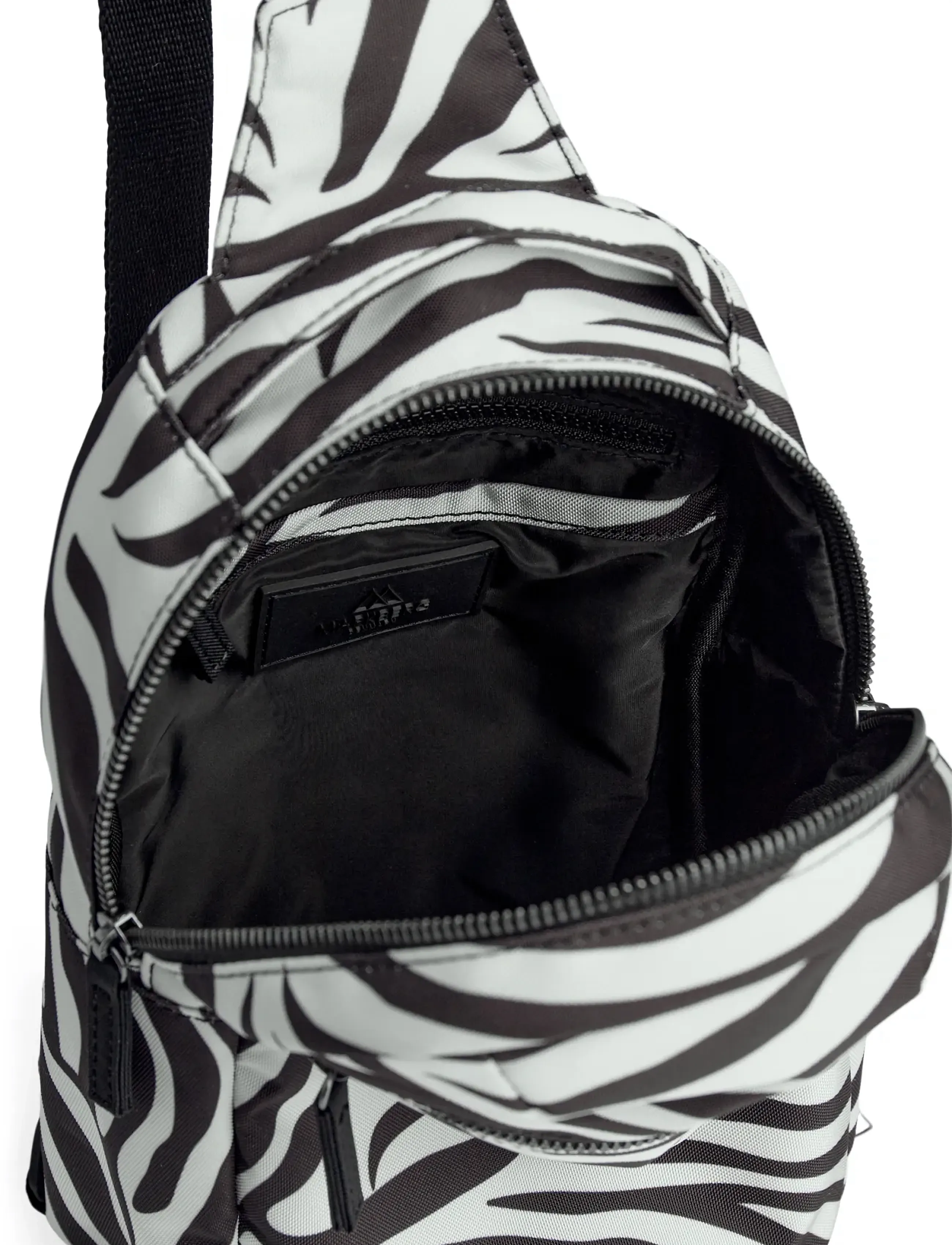 Markberg - TrekMBG Sling Bag, Recycled - mados tendencijos - zebra - 5