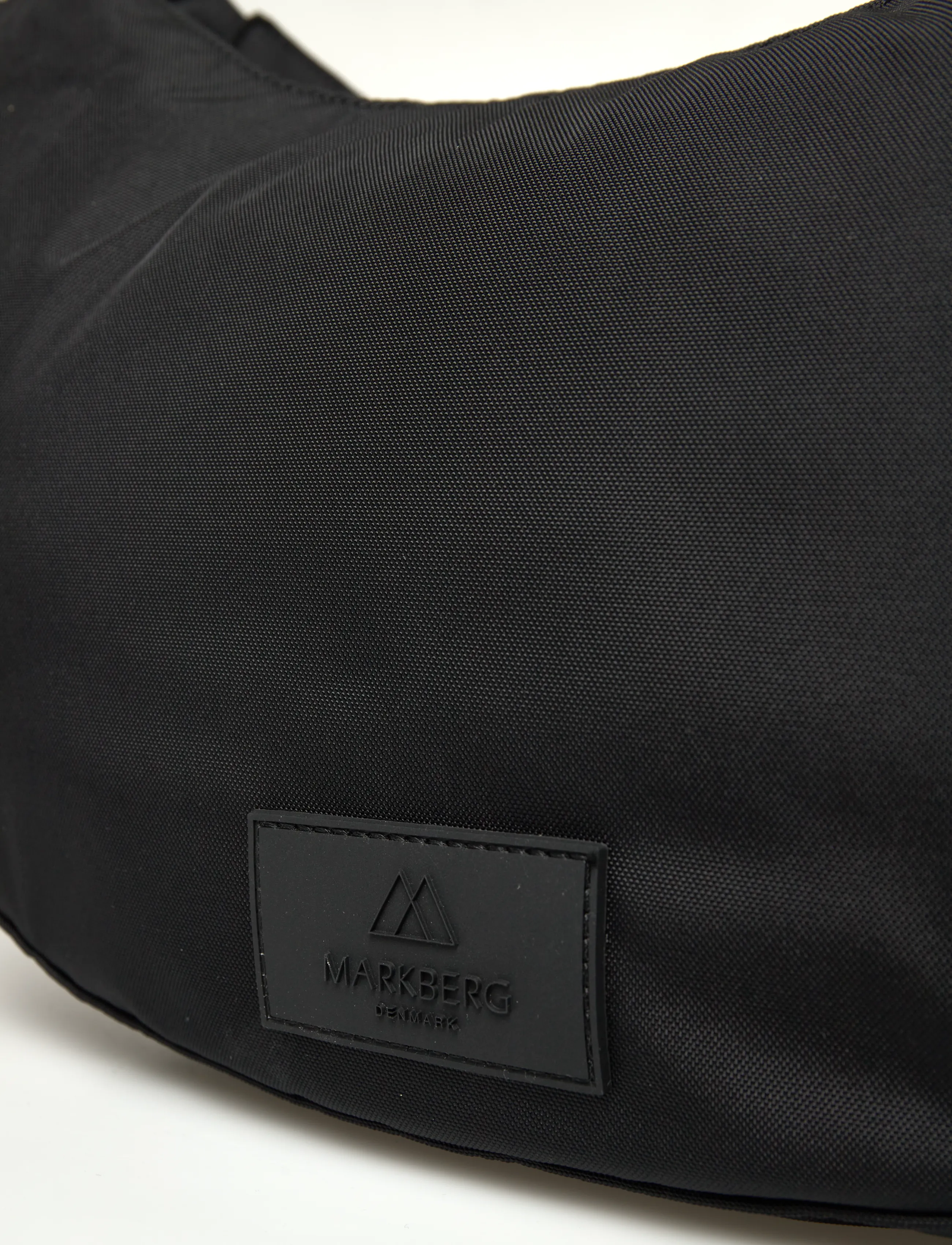 Markberg - LigaMBG Cross. Bag, Recycled - modetrends - black w/gold - 3