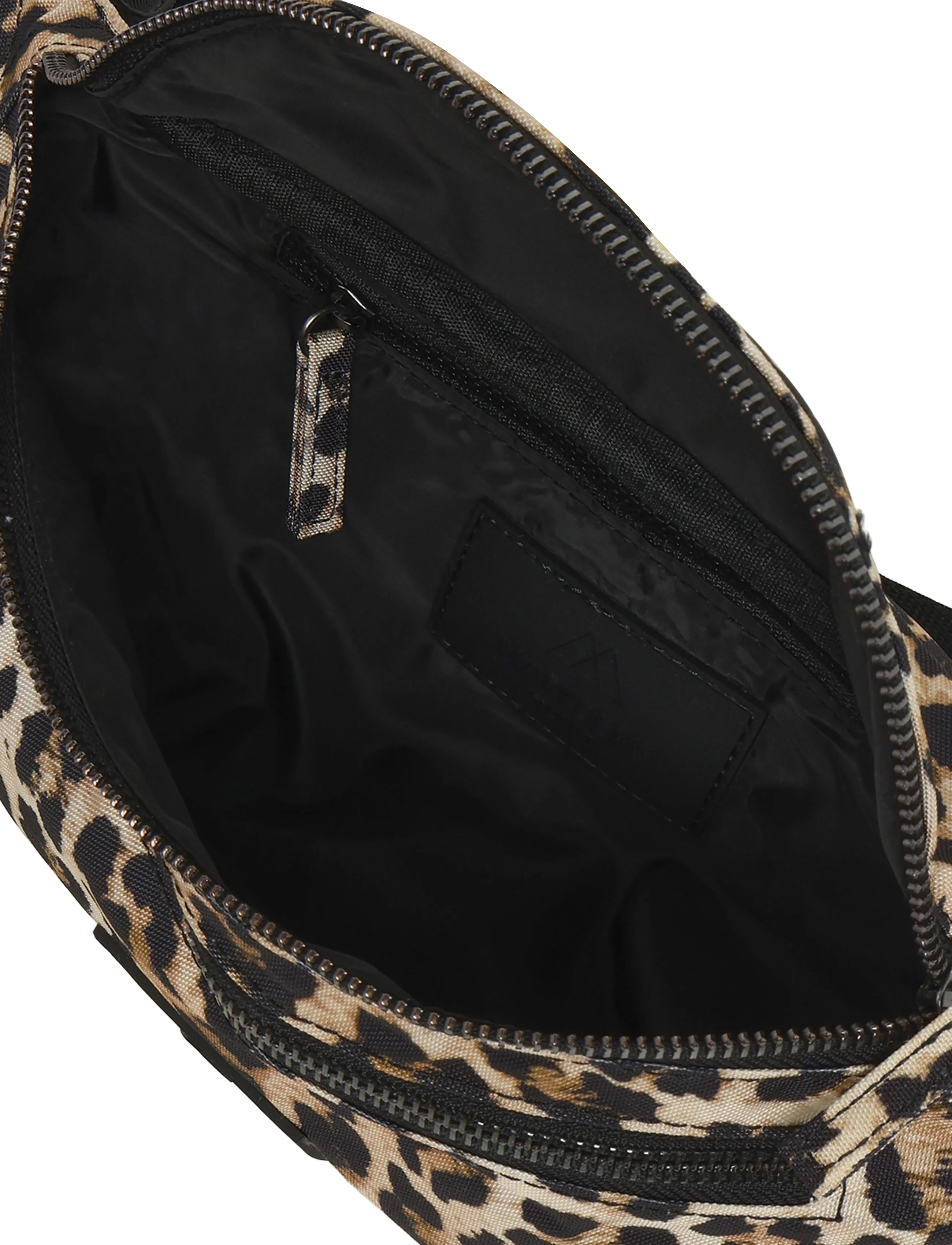 Markberg - CargoMBG Bum Bag, Recycled - kotid - leopard - 3