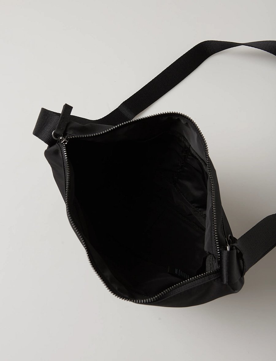 Markberg - MonoMBG Crossbody Bag, Rec. - mode trends - black - 4
