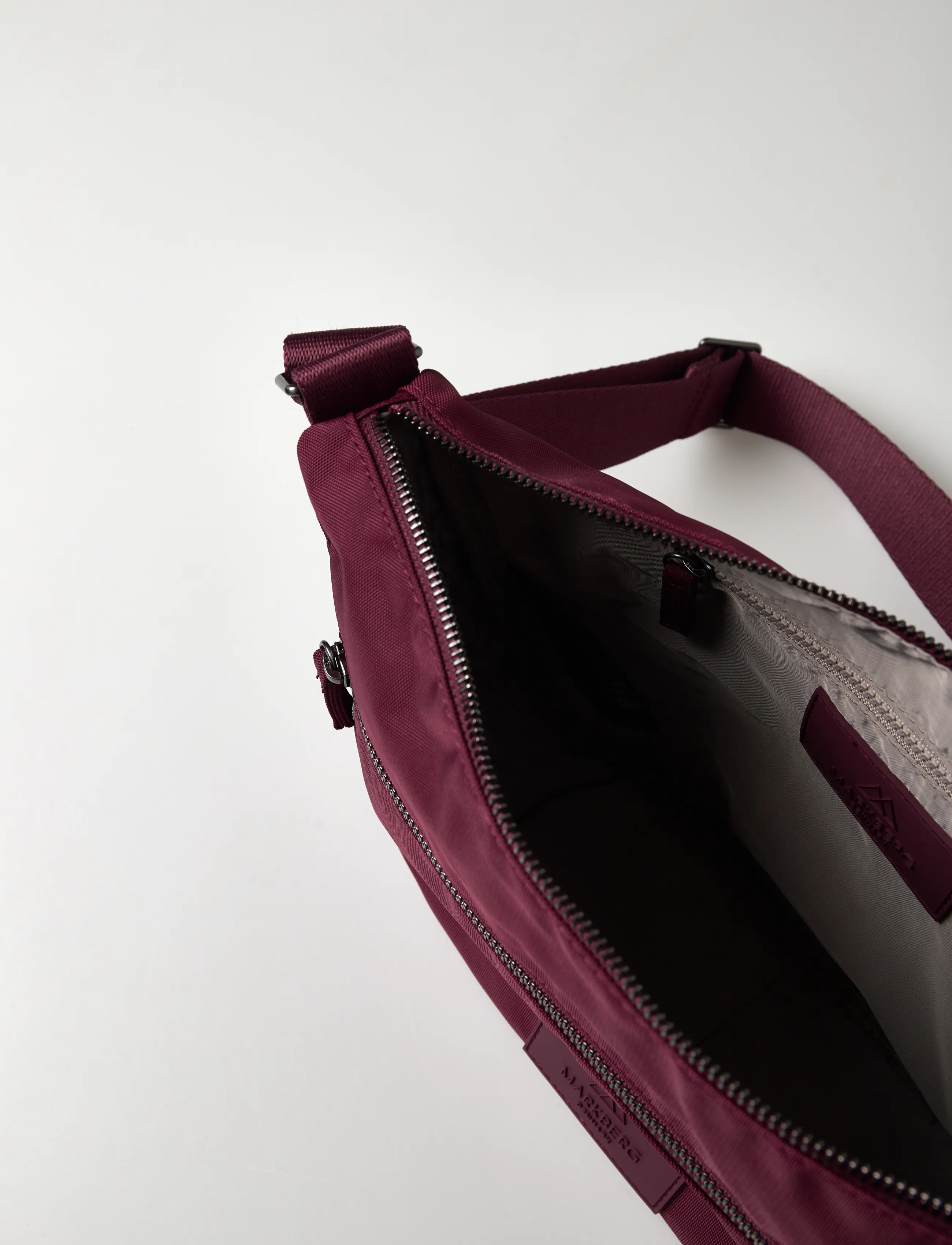 Markberg - MonoMBG Crossbody Bag, Rec. - vinsældir í tísku - burgundy - 4