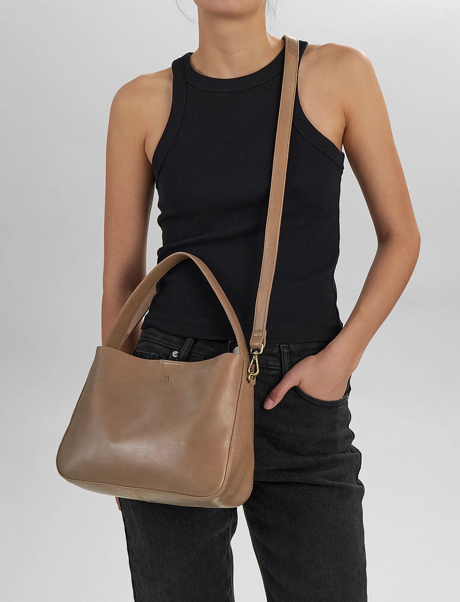 Markberg - EsaMBG Crossbody Bag, Ant. - modetrends - caramel w/br. gold - 0